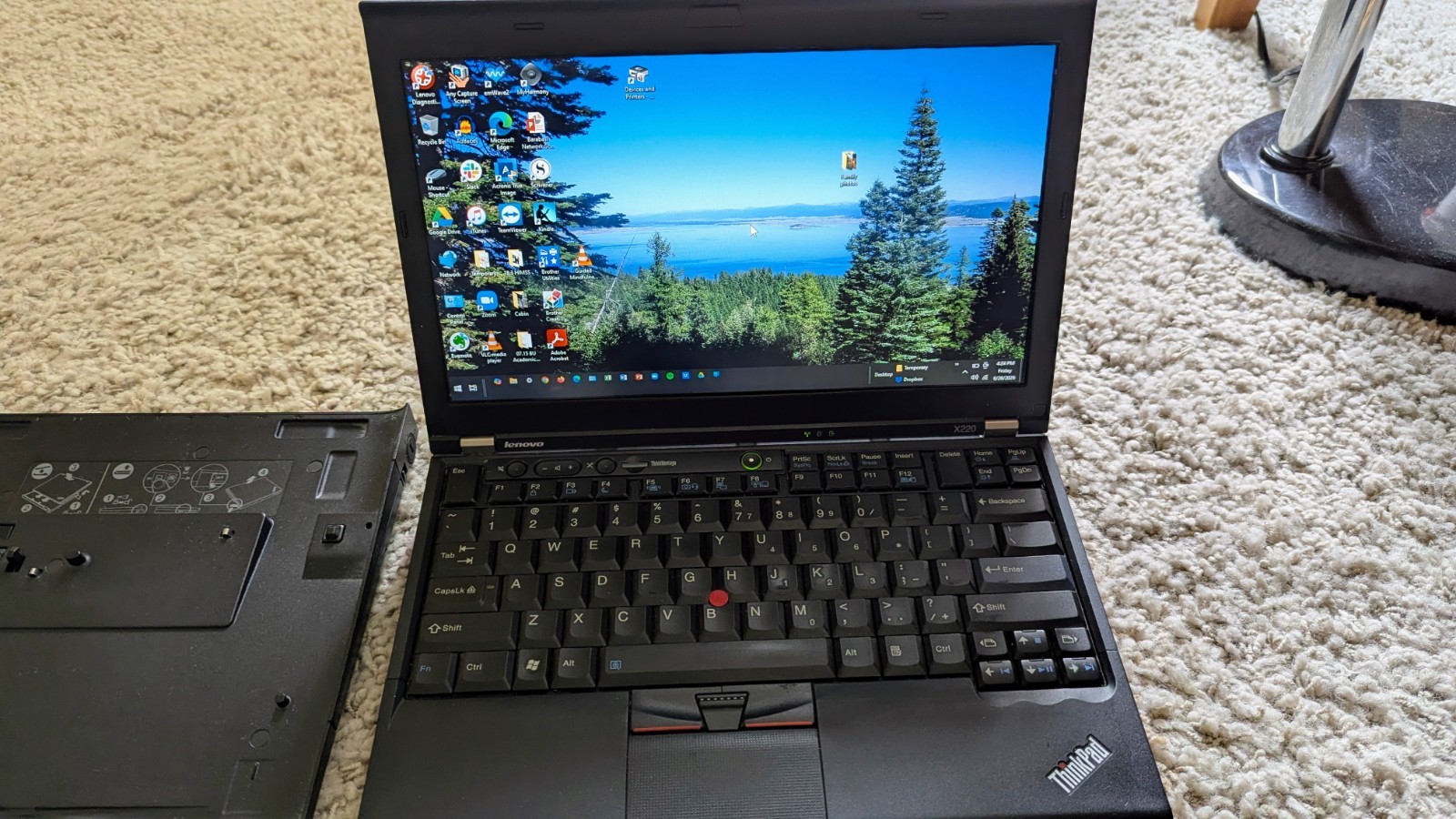 Lenovo ThinkPad X220 IPS Laptop i5 8GB RAM 128GB SSD UltraBase Dock 2 Chargers