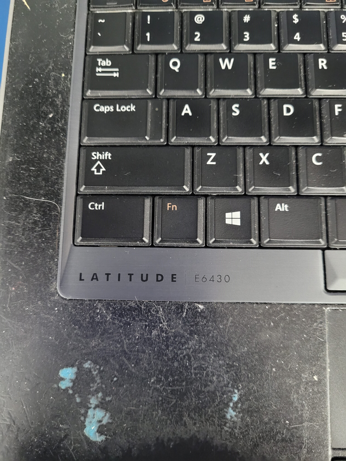 DELL Latitude E6430 Laptop w/ Intel Core i5-3210M 2.50 GHz 8 GB NO HDD/CADDY