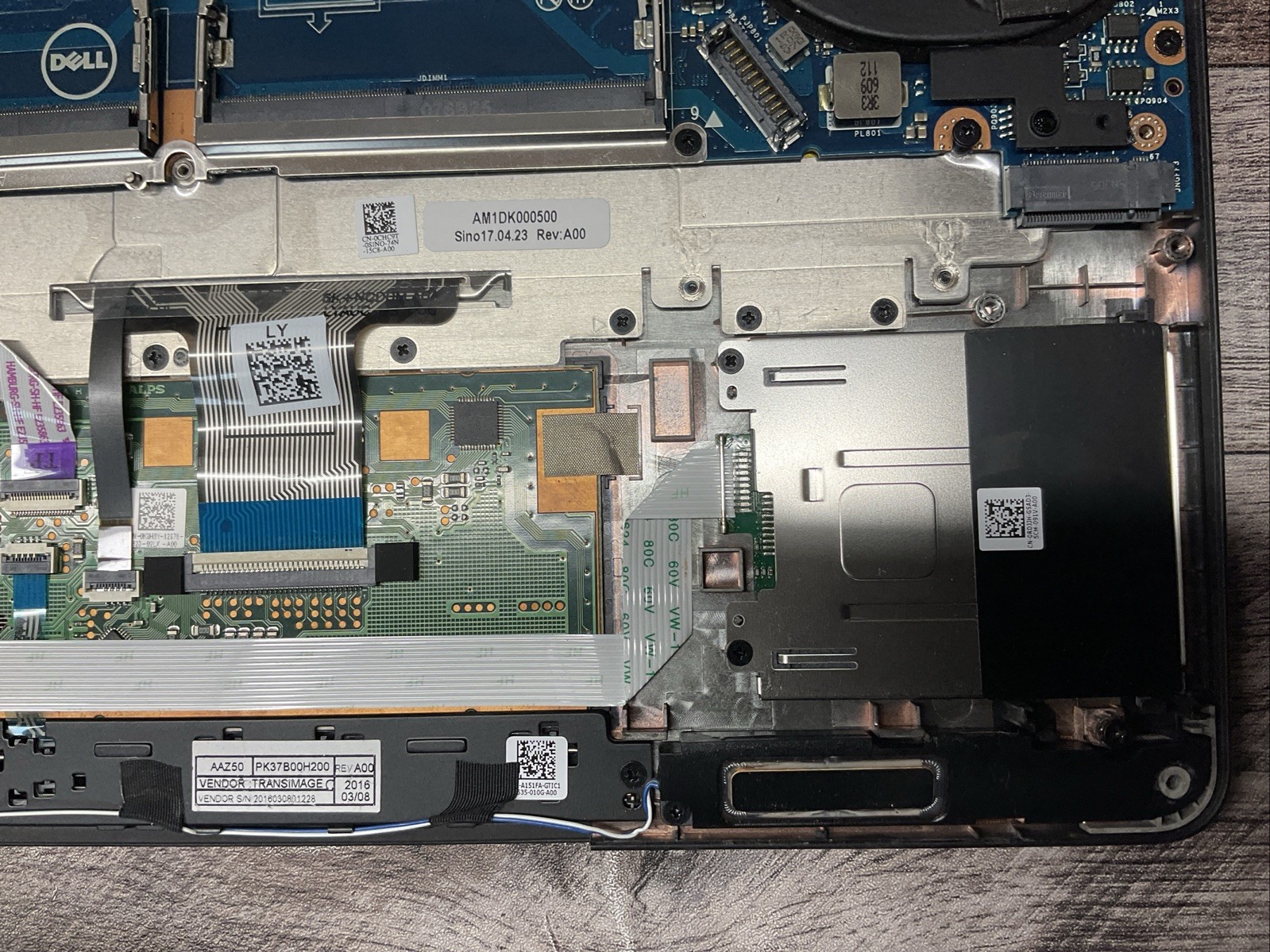 Latitude E7270 / i7 6th / No RAM Laptop Notebook PC / M10
