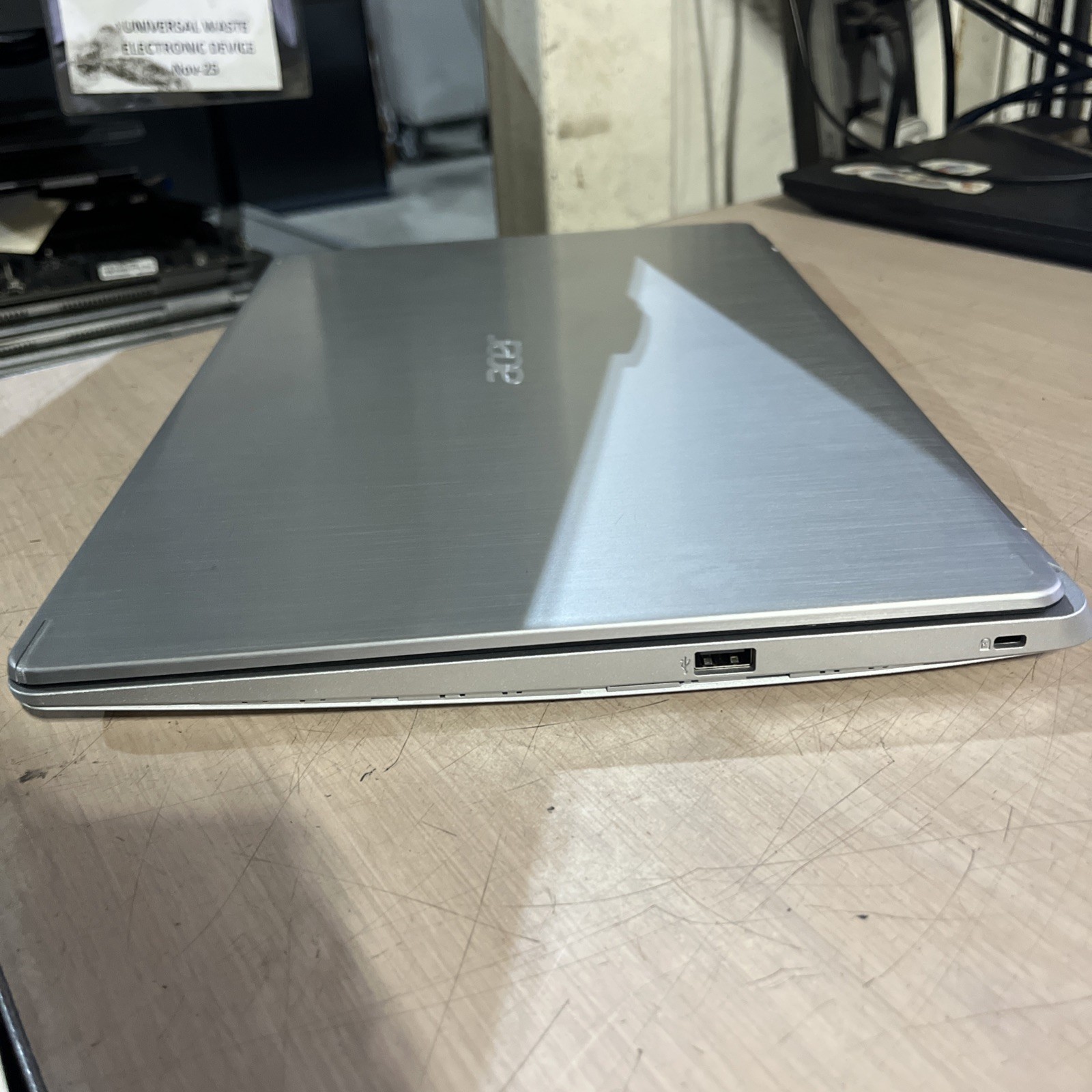 ACER N19C3 A515-43-R19L AMD RYZEN 3 8GB RAM NO HD