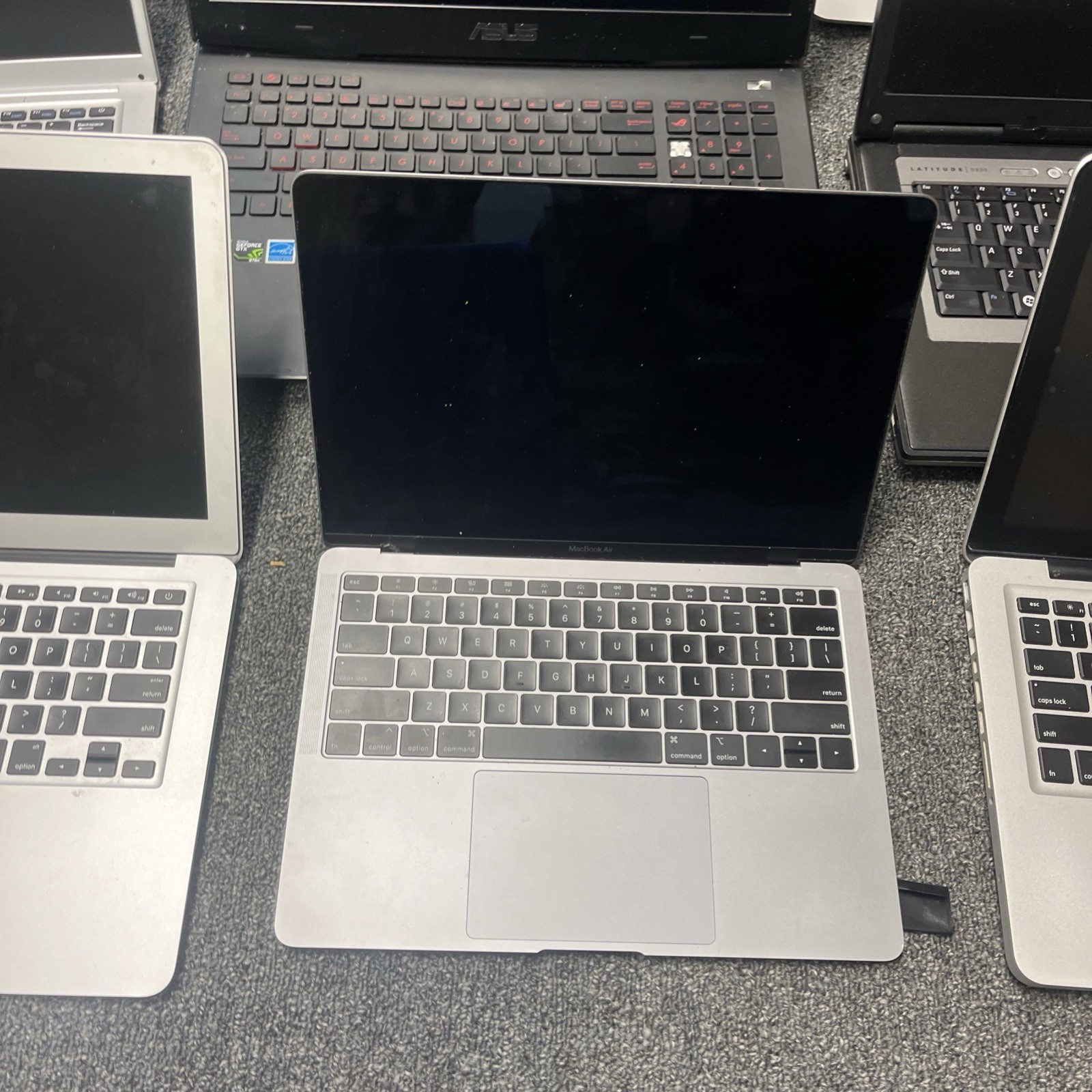 Bulk Laptop Lot 23 MacBook HP Dell ASUS Acer Laptops For Parts Repair Resale