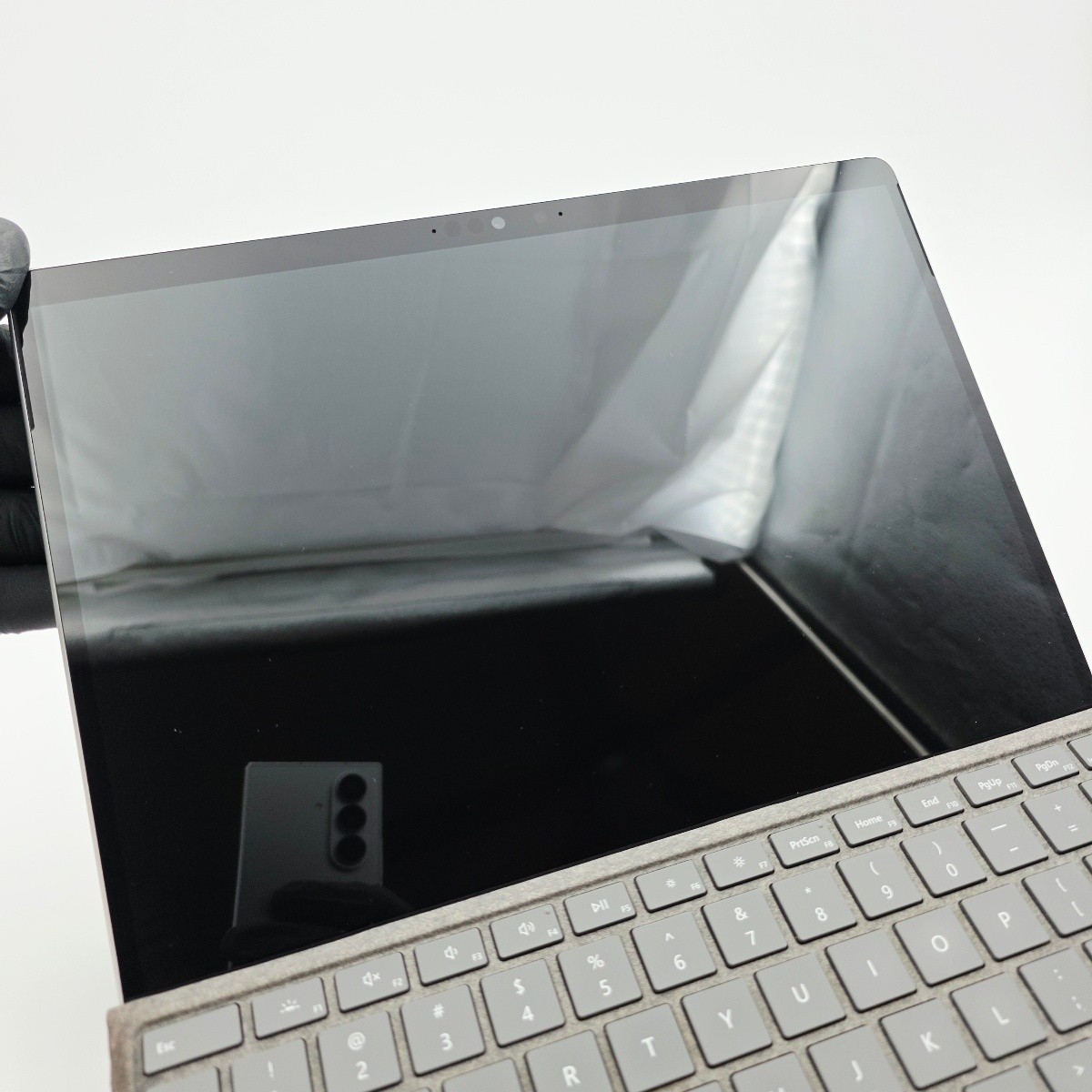 Microsoft Surface Pro 9 13 in i7-1265U 16GB 512GB NVMe Windows 11 Pro Bundle