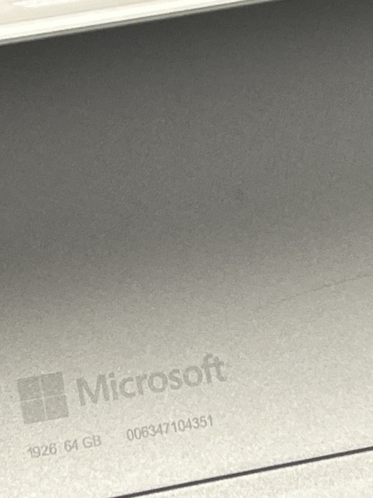 Microsoft 1926 Surface Go 2 10.5″ Pentium 4425Y 1.70Ghz 4GB Ram 64GB FOR PARTS