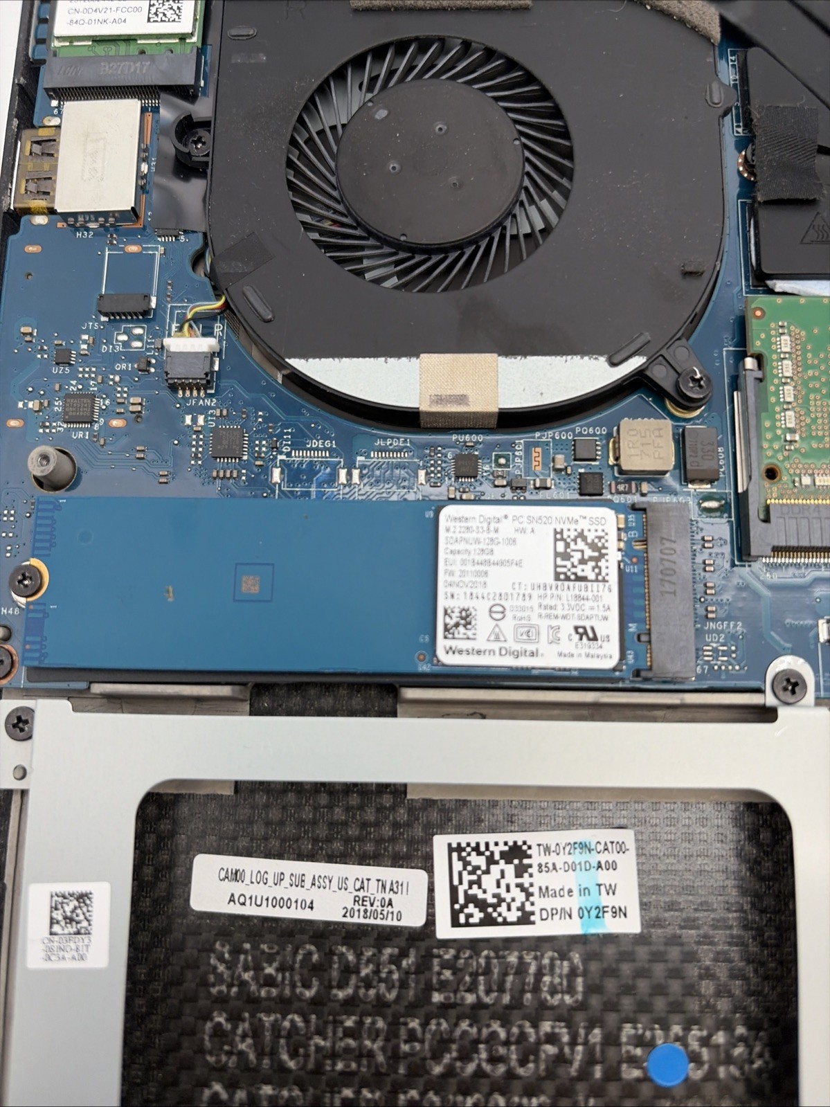 Dell Precision 5520 Xeon E3-1505M v6 4GB RAM 128GB SSD PARTS (L75)