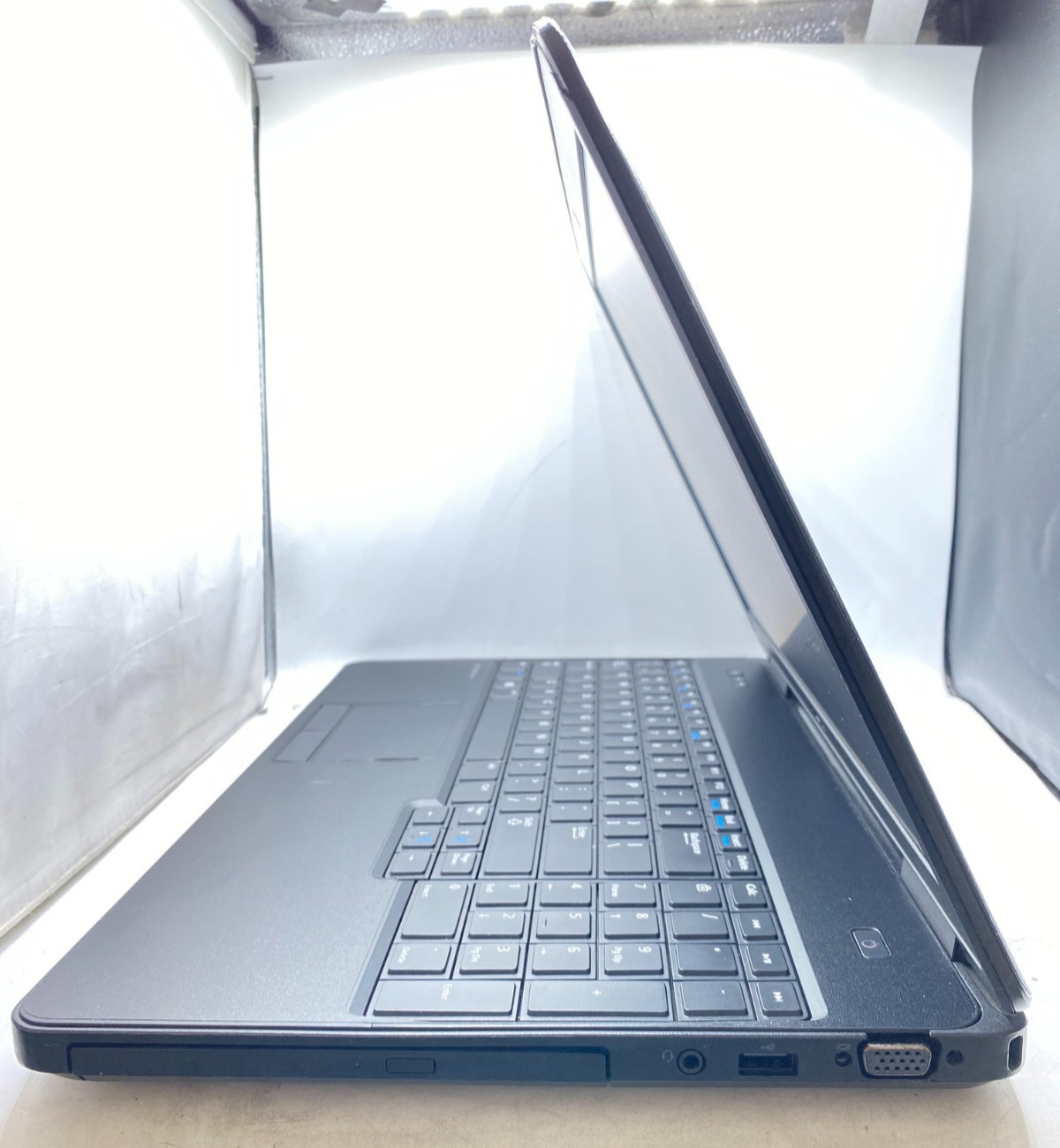 Dell Latitude E5540 15.6″ Laptop Intel Core i5-4310U 2.0GHz 8GB RAM 256GB SSD