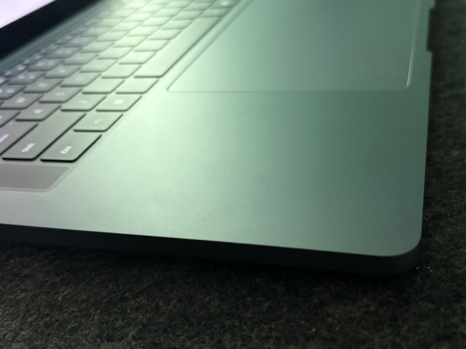 Samsung Galaxy Book 6 Ultra 16 (32GB, RTX 5060, 1TB SSD)