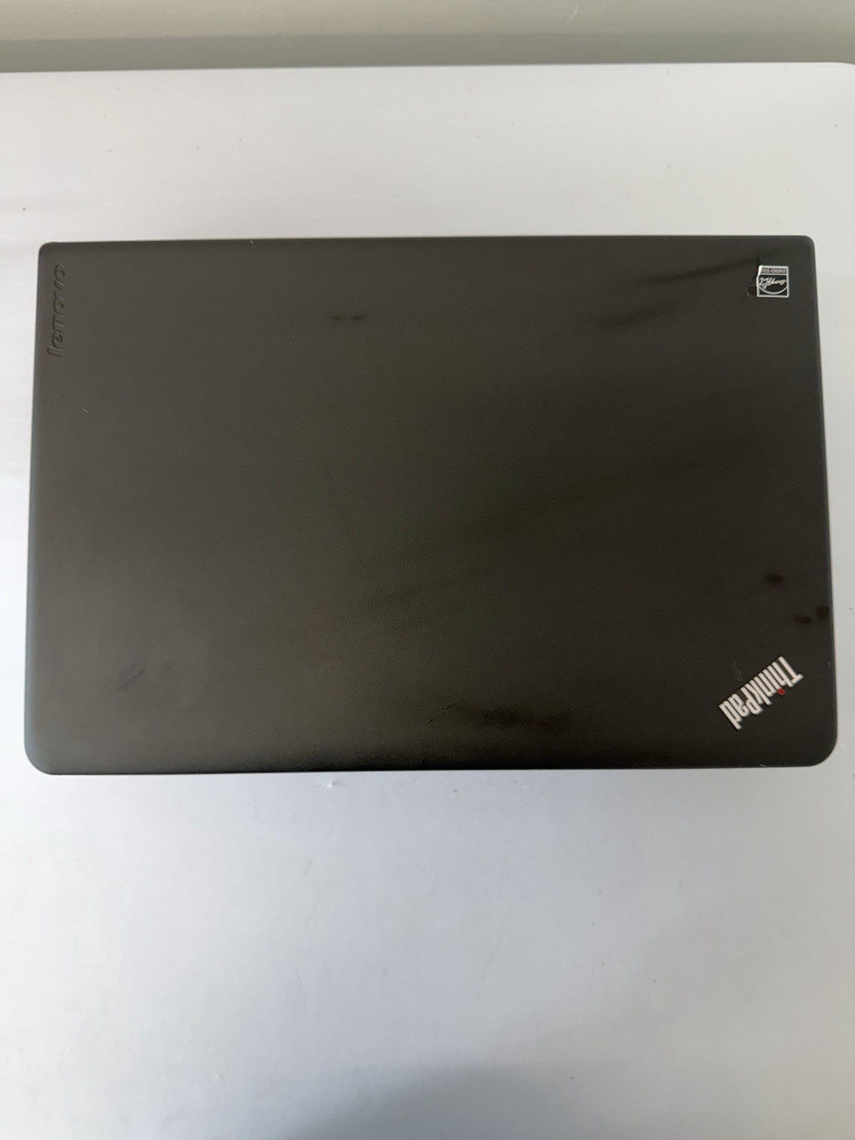 Lenovo Thinkpad E555 Laptop – AMD A10 – Unknown if Screen is Good – Read Des
