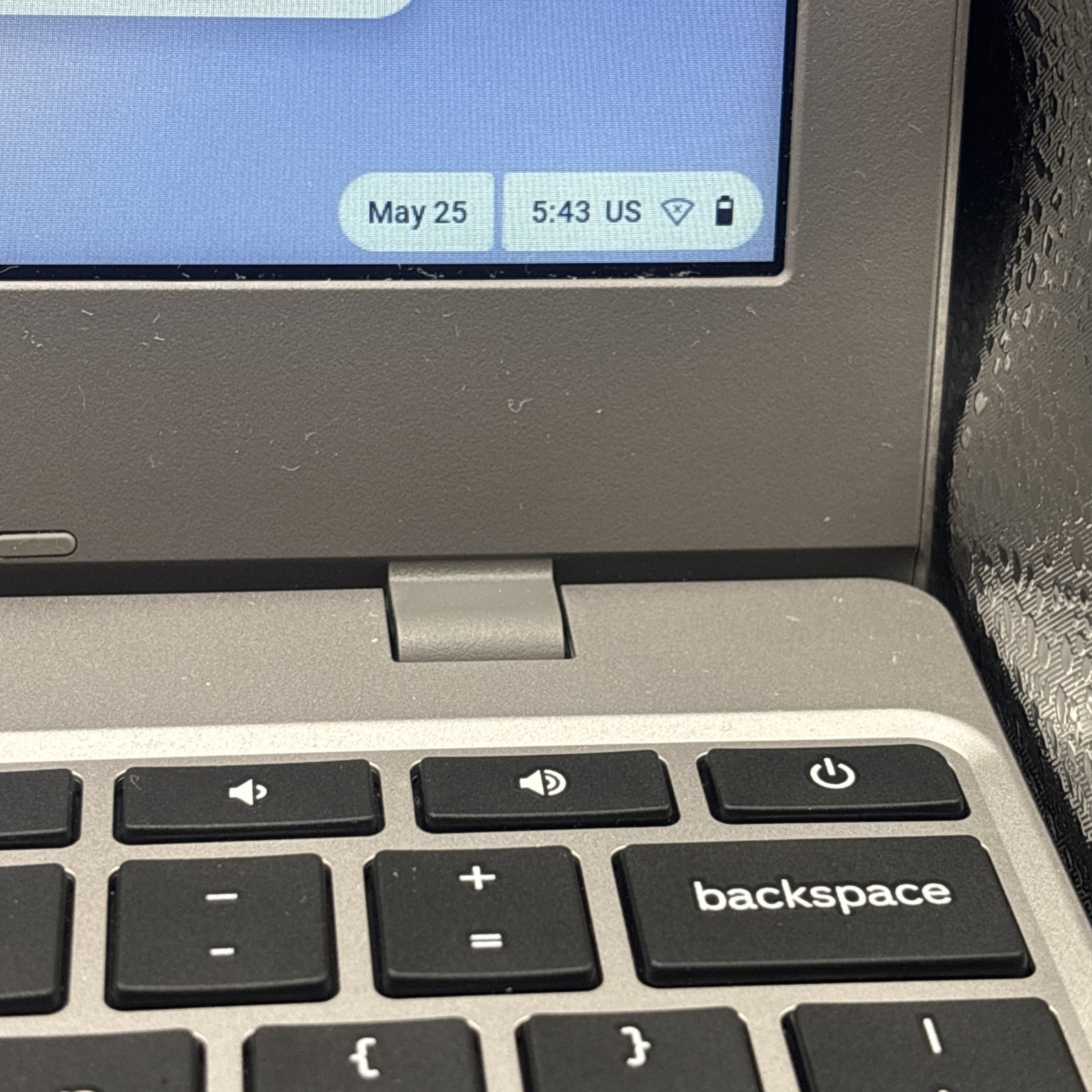 Samsung Chromebook 4 3 XE310XBA-KC1US 11.6″ Intel Celeron N4000 1.10 GHz – 4 GB