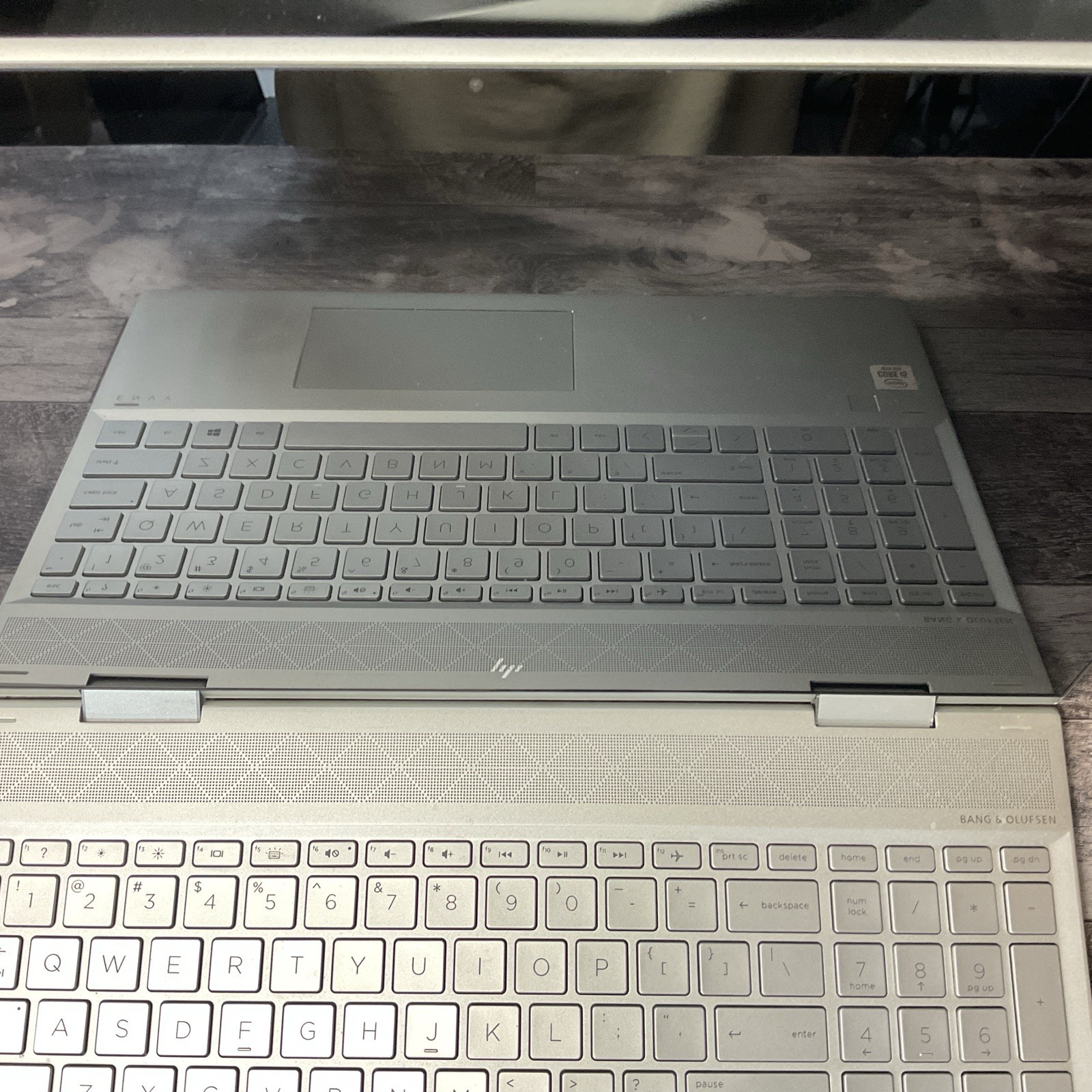 HP Envy 15m Convertible / 16GB Ram / 256GB / Windows 11 / BIG Touchscreen / 61F