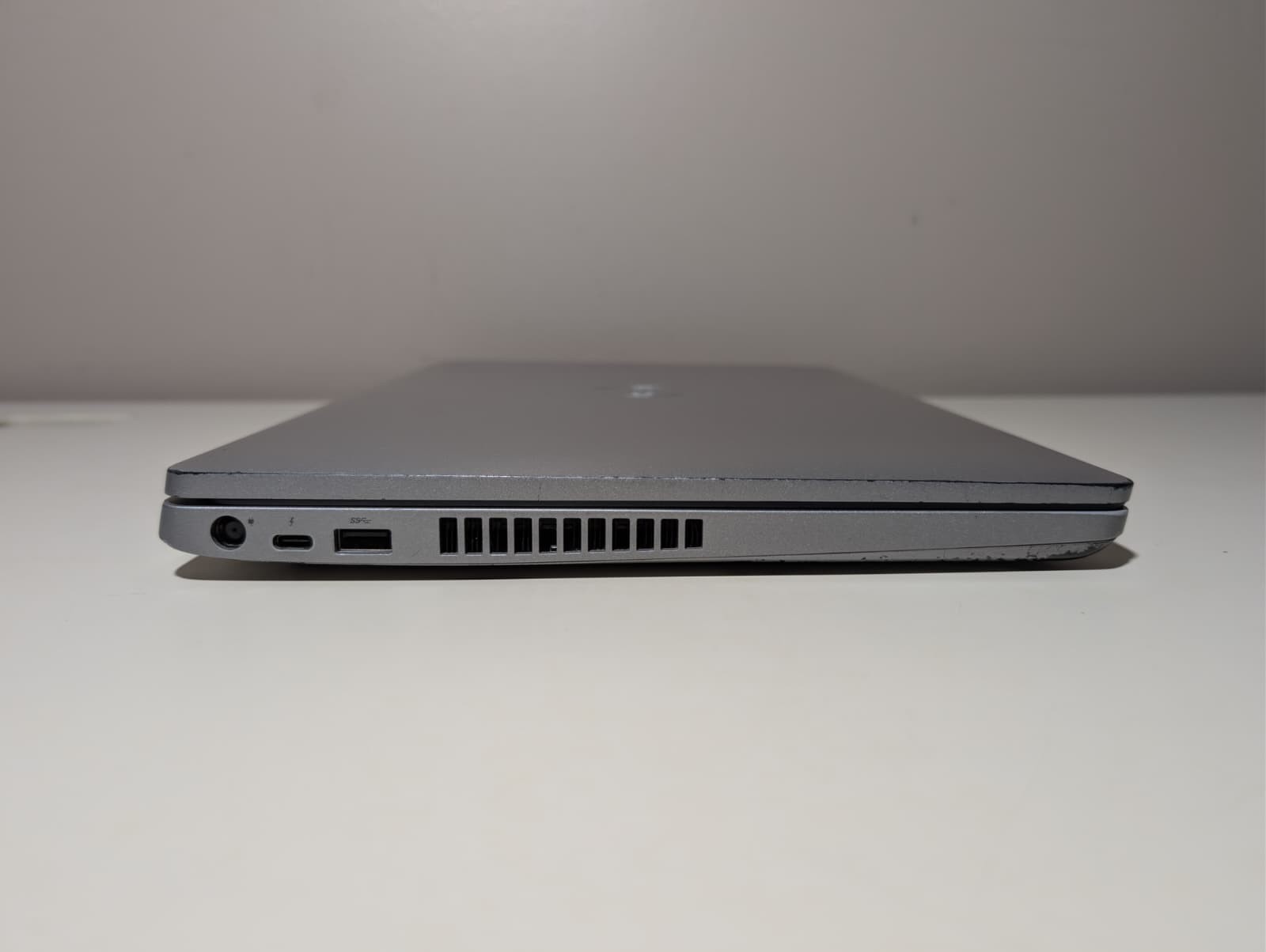 15″ Dell Precision 3550 | i7 10th 16GB RAM 256GB SSD | FHD NVIDIA P520 Backlit