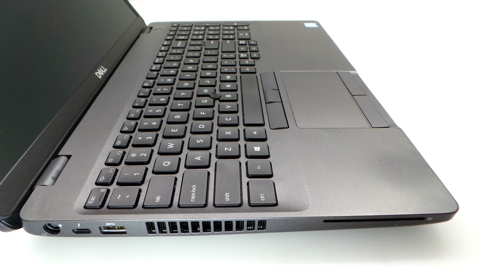 Dell Latitude 5501 | 15.6″ | i7-9850H 2.60GHz | 16GB RAM 256GB NVMe | WIN 11 PRO