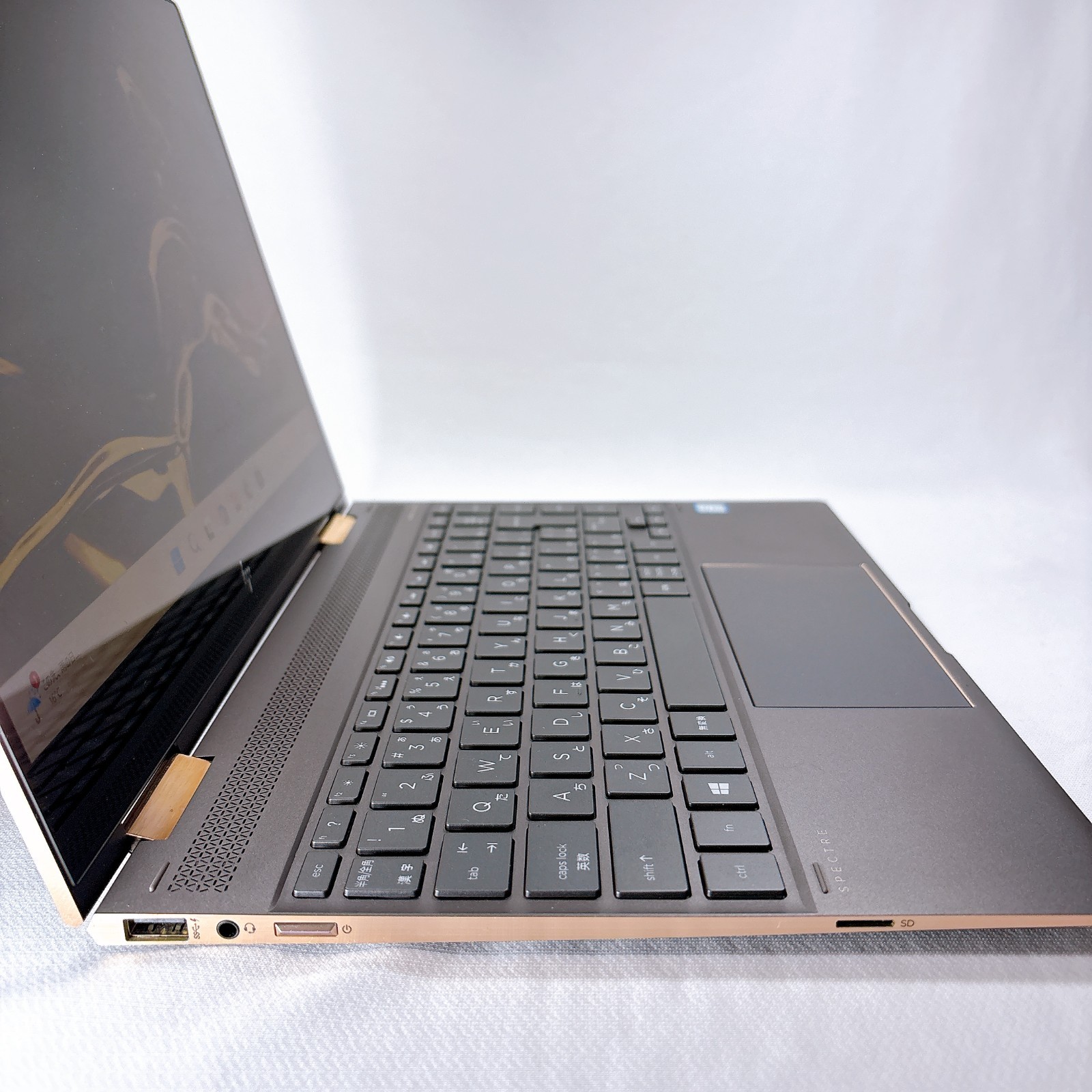 HP Spectre x360 13-ae0xx Core i7 16GB RAM 5121GB SSD 13.3″ Touch 2-in-1 _807
