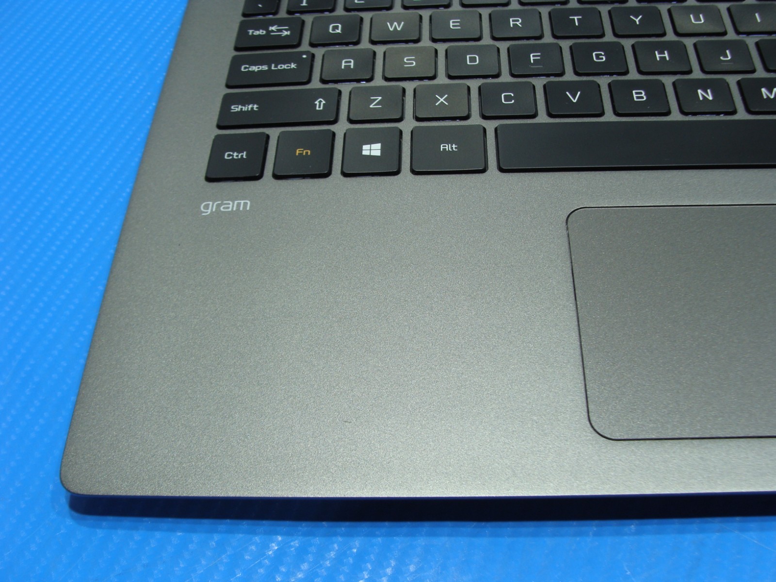 LG Gram 15 15Z95N 15.6″FHD intel core i5-1135G7 2.4GHz 16GB 512GB SSD Win11H +PA