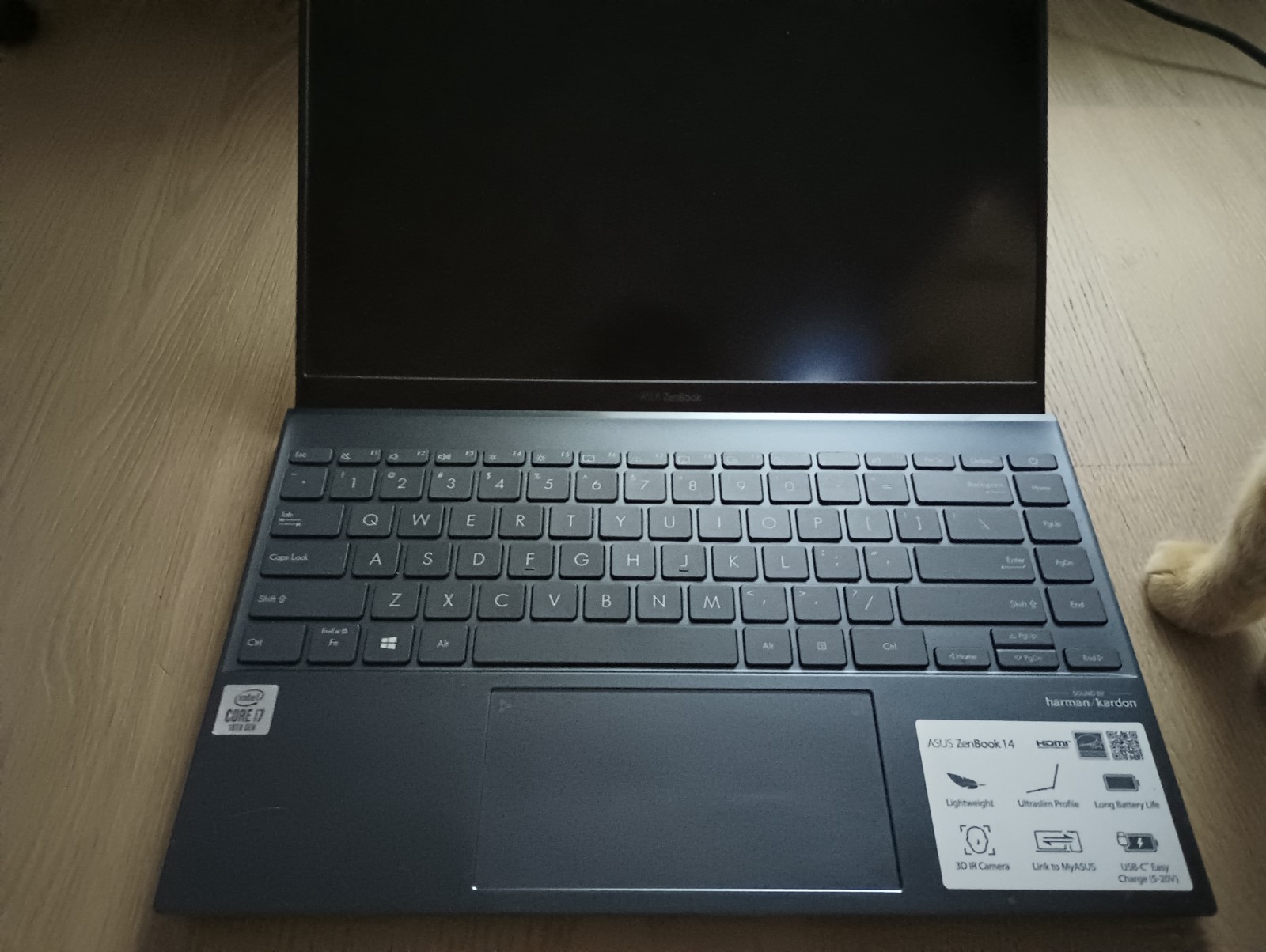 Asus Zenbook 14 Blue FHD i7-1165G7 2.80GHz 8GB 512GB SSD Good