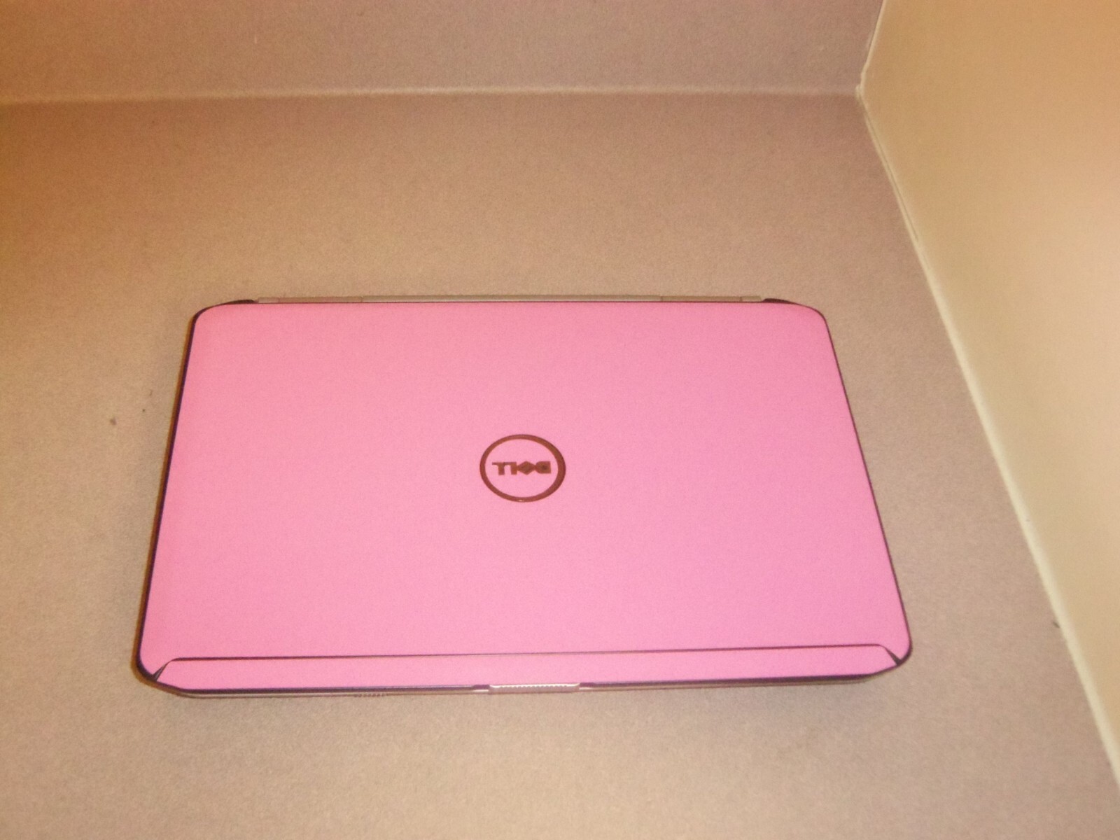LIGHT GAMING PINK DELL CORE i5 3.00GHz,8GB,128G SSD,DVDRW,WIN11 PRO,CHARGER