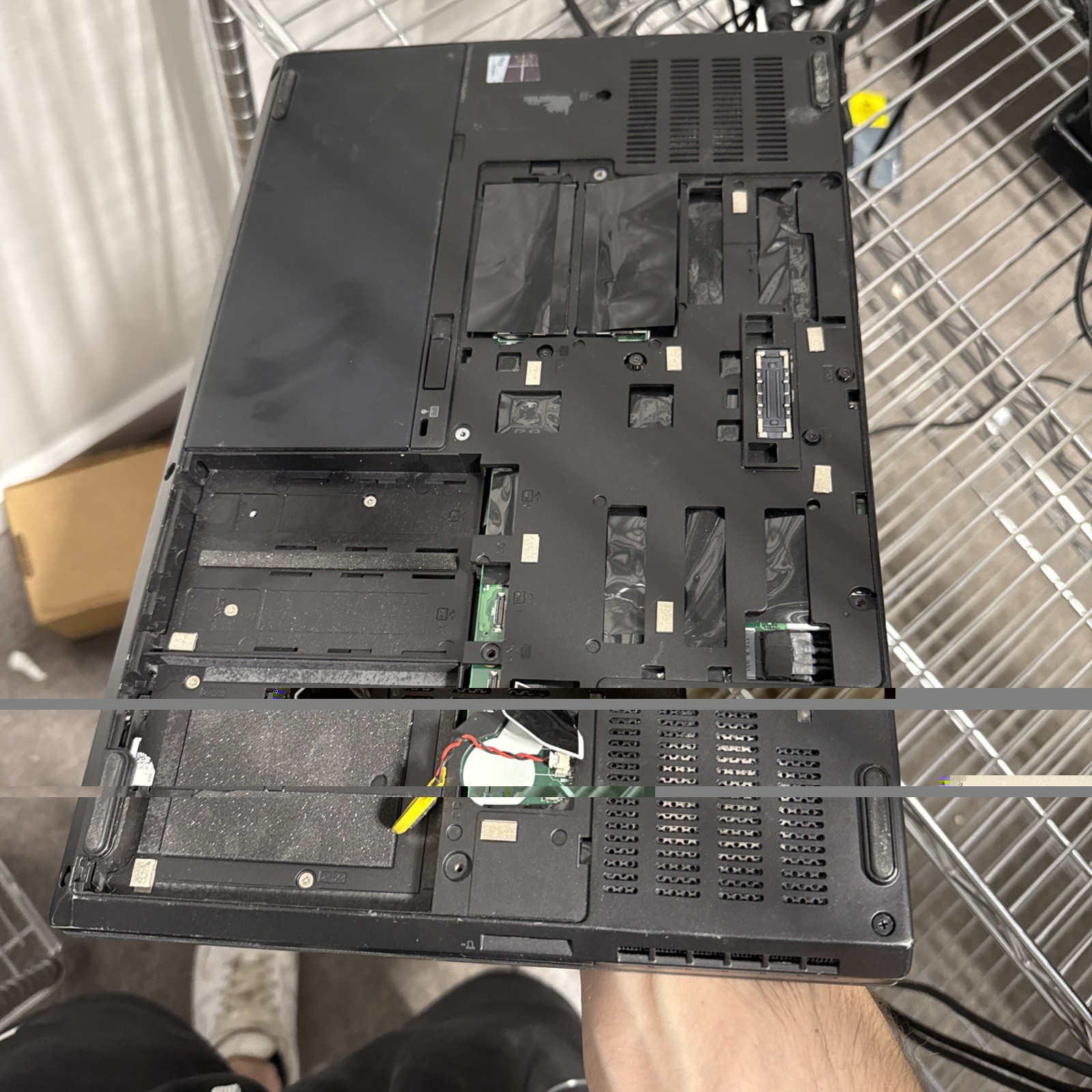 Lenovo ThinkPad P51 Core i7-7820HQ, 16GB RAM 15″ Laptop NO HDD NO SSD NO OS