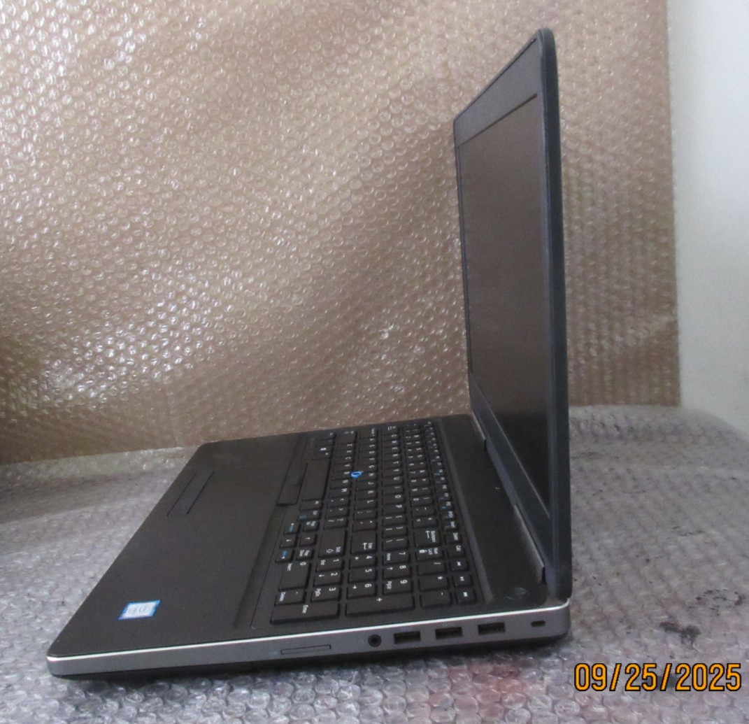 Dell Precision 7510 15″ Intel i7-6820HQ 8GB RAM 256 HDD Windows 10 Pro Laptop