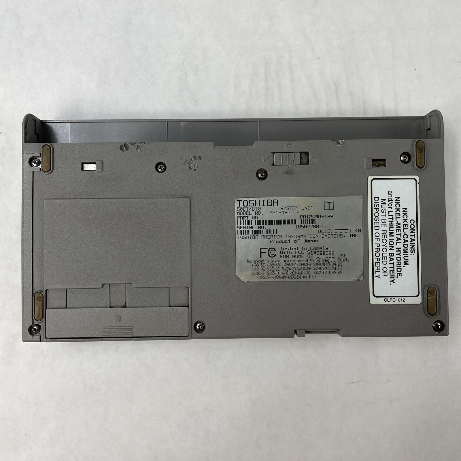 Toshiba Libretto 50 ct 6″ Intel Pentium 16 MB RAM No HDD/OS/AC/Battery – READ