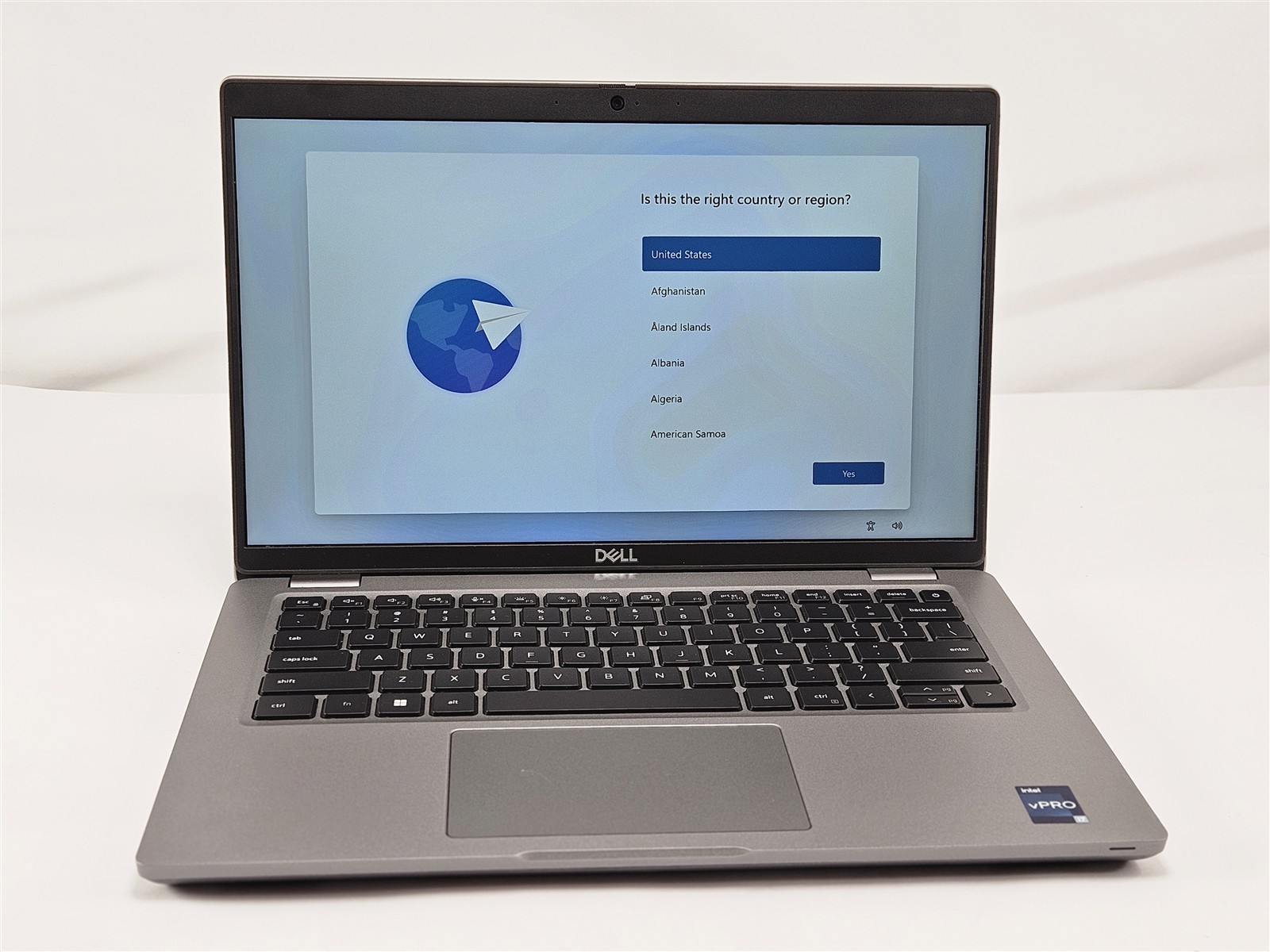 Dell Latitude 5431 i7-1270P 16GB 256GB SSD 14″ FHD Wi-Fi 6E Win11 Home