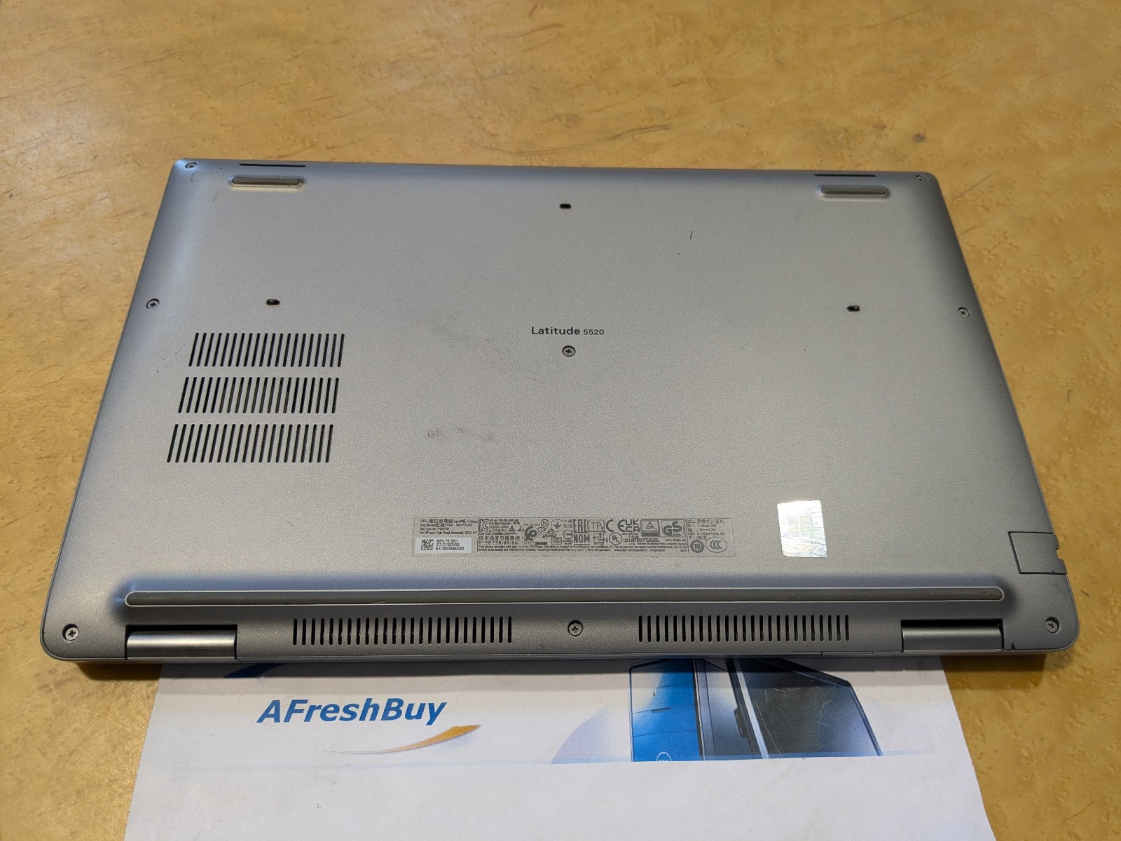 Dell Latitude 5520 15.6″ Core i5-1135G7 2.4GHz 8GB Ram 256GB SSD No OS