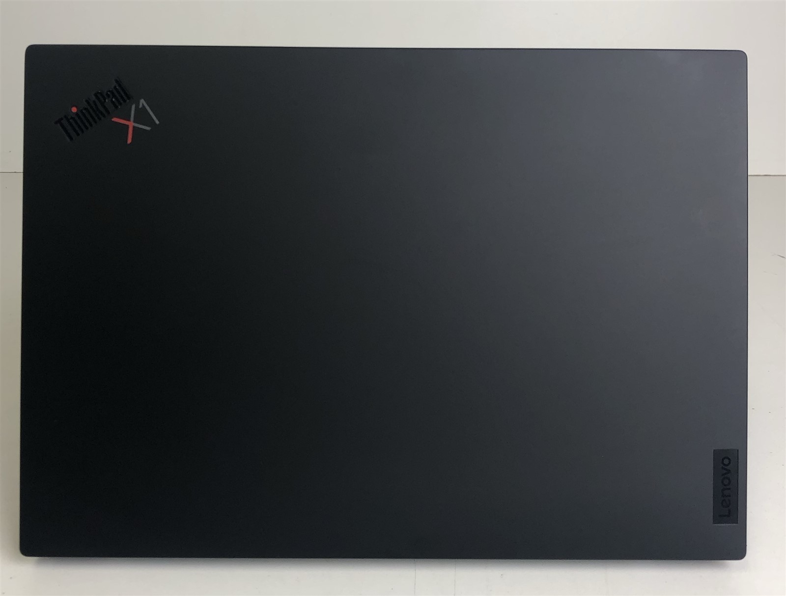 Lenovo ThinkPad X1 Carbon Gen 11: Intel Core i5-1335U 1.30GHz – 16GB – 256GB