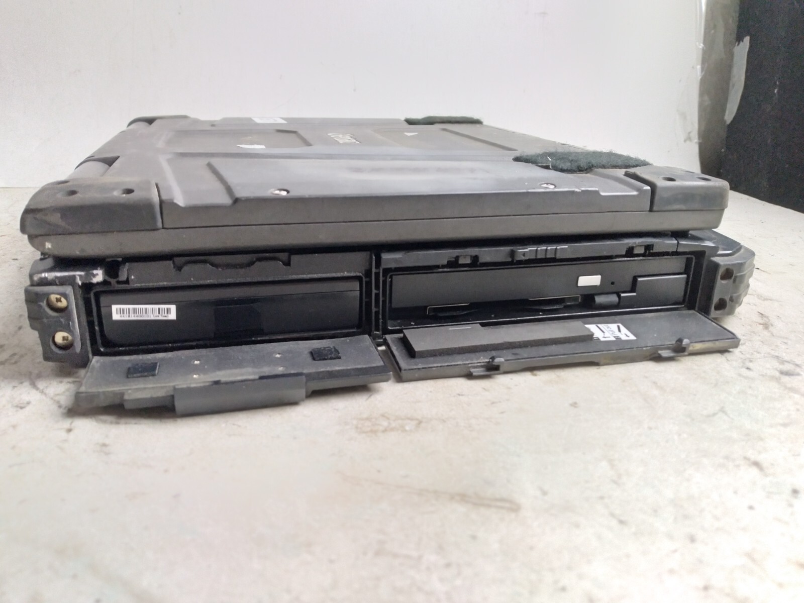 Getac B300 w/i7-4600M, 8GB RAM, 13.3″ Rugged Laptop for Parts/Repair