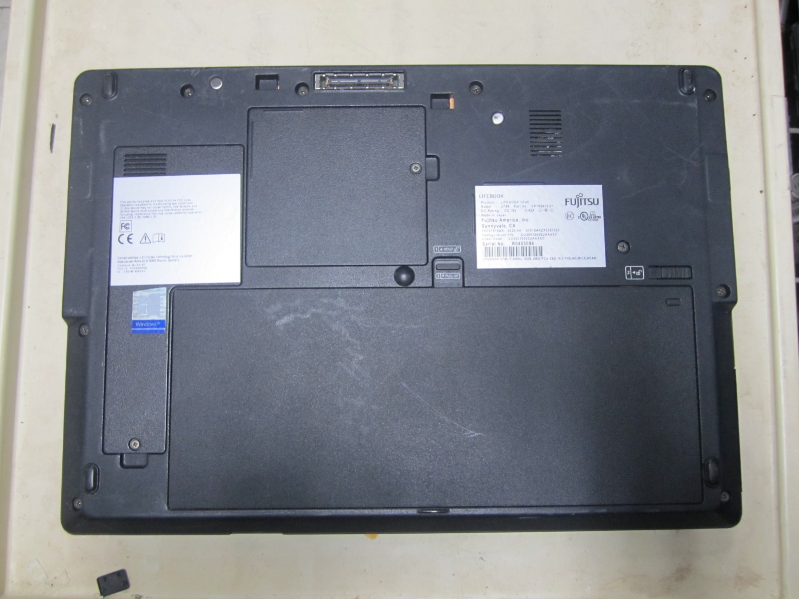 Lot of 10 Fujitsu Lifebook U749 i7 8665U 1.90GHz Laptop [NO RAM/HDD/OS/AC]