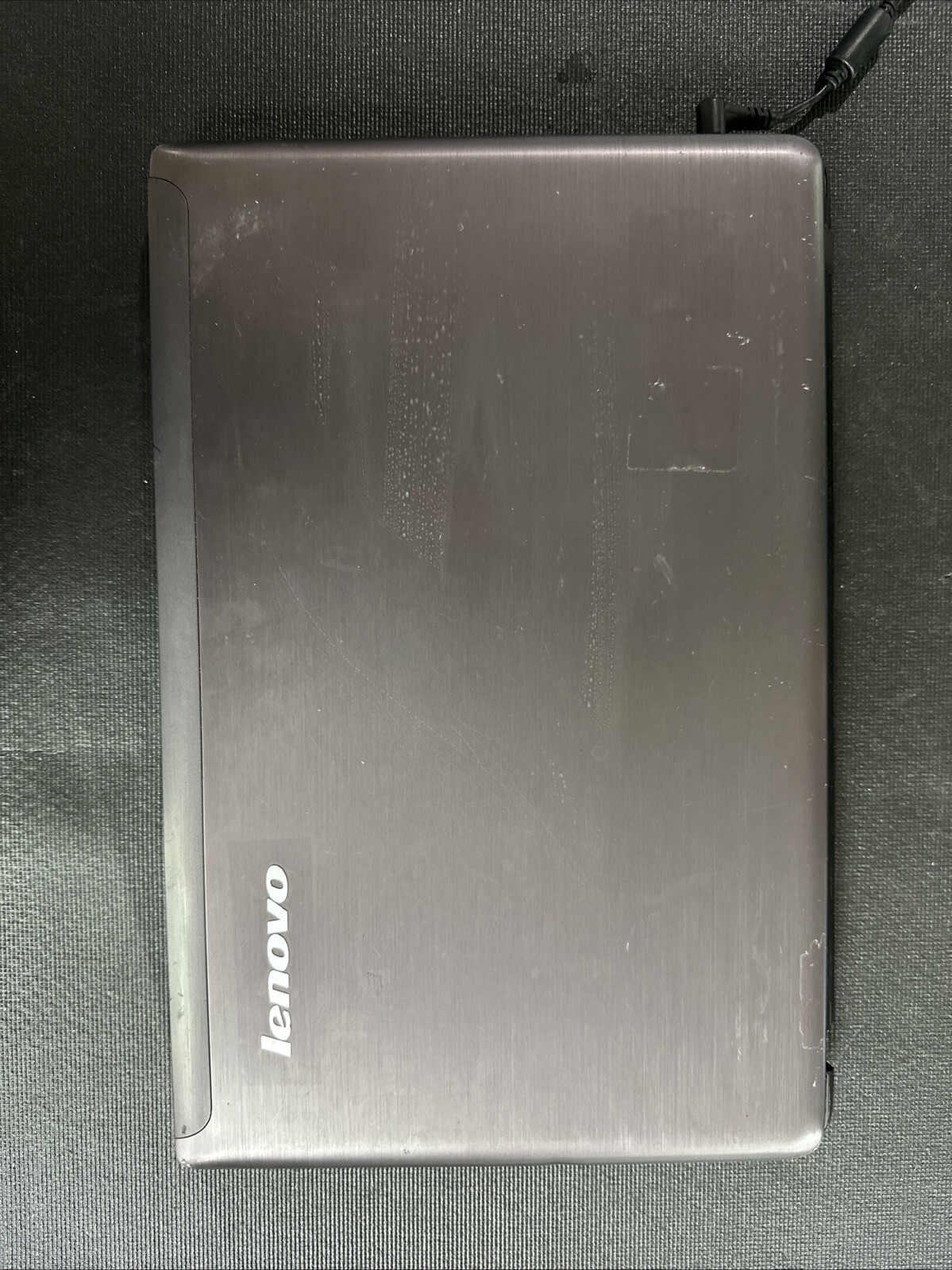 Lenovo IdeaPad Z570 Laptop Intel Core i5-2450M 6GB Ram (damaged) Read