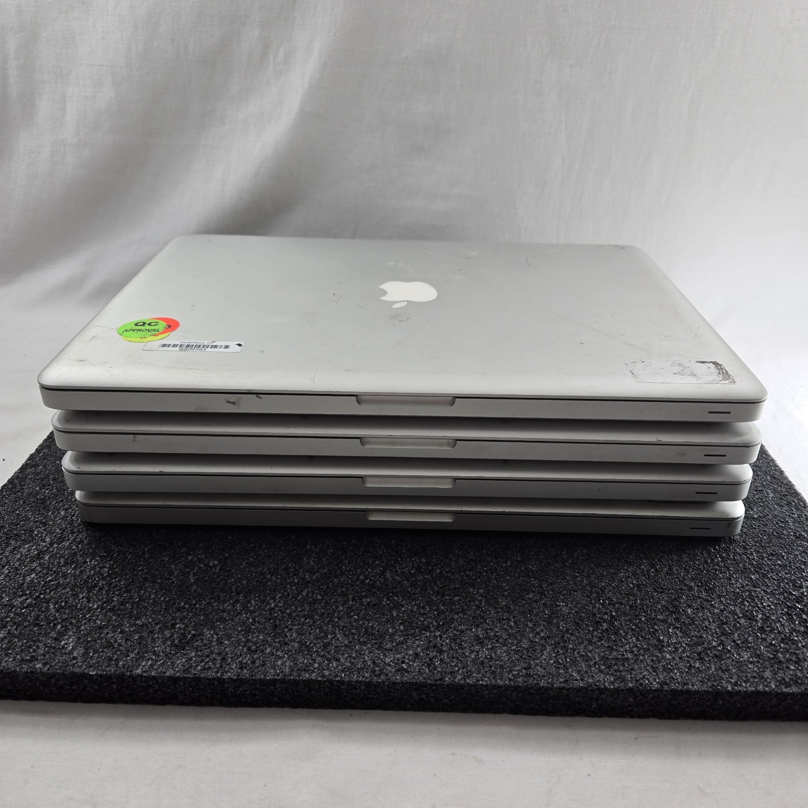 Lot of (4) Apple MacBook Pro A1286 Core 2 Duo – Mixed condition — PARTS