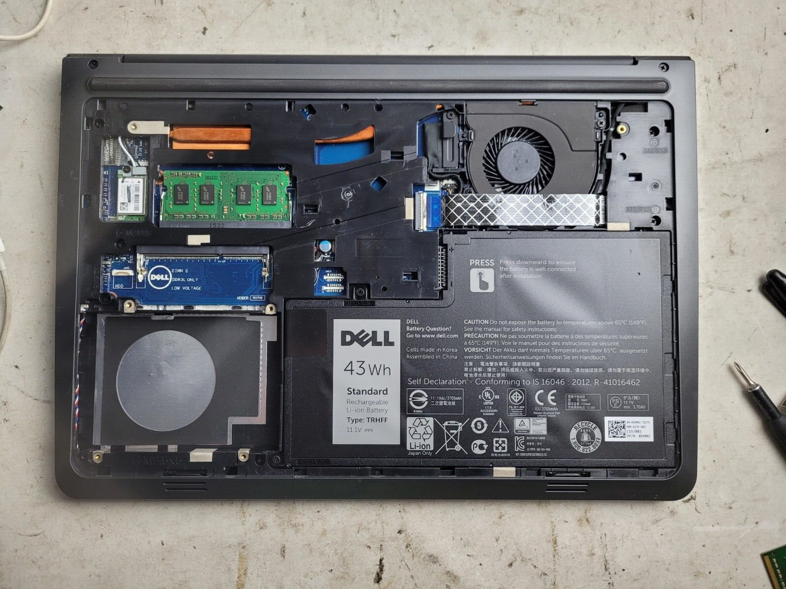 Dell Latitude 3450 w/i3-4005U@1.70GHz, 4GB RAM, 14″ Laptop for Parts #1943