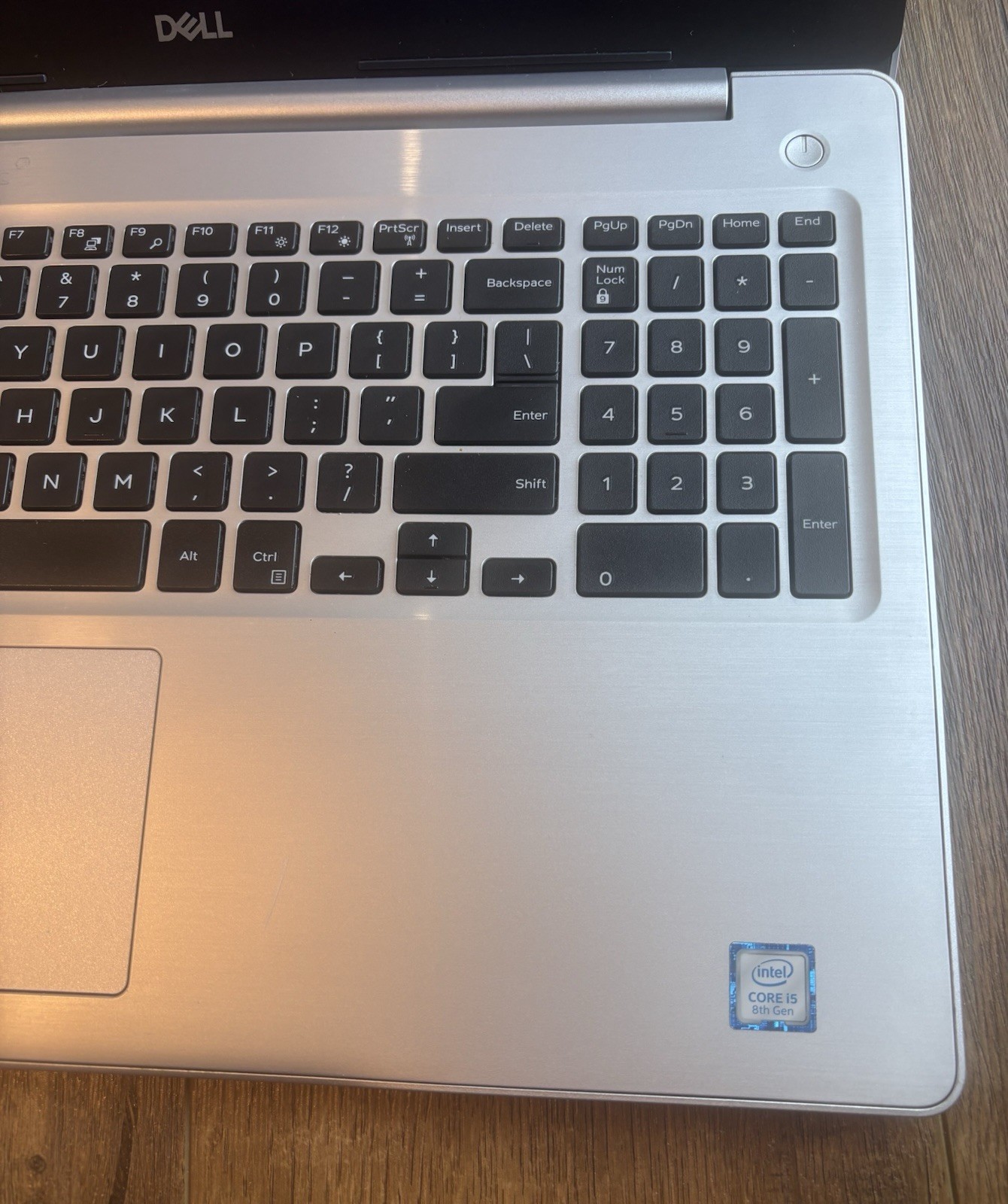 Dell Inspiron 5570 15.6″ Laptop Intel Core i5-8250U 1.6GHz 8GB RAM