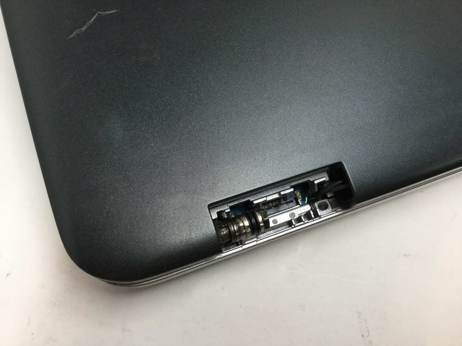 HP ProBook 640 Intel Core i7 2nd Gen DAMAGED CASE-ME