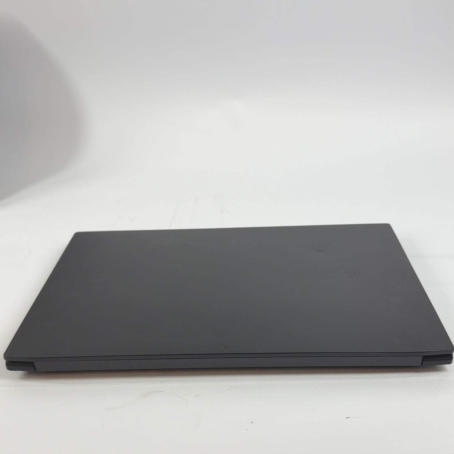 Asus Creator Laptop Q OLED 15.3″ i9-13900H 16GB RAM 1TB SSD GeForce RTX 3050
