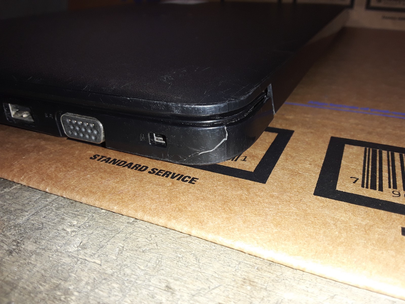 050–Dell Latitude 3500 8th Gen i5-8265U, 8GB RAM, 256GB SSD, Win 11