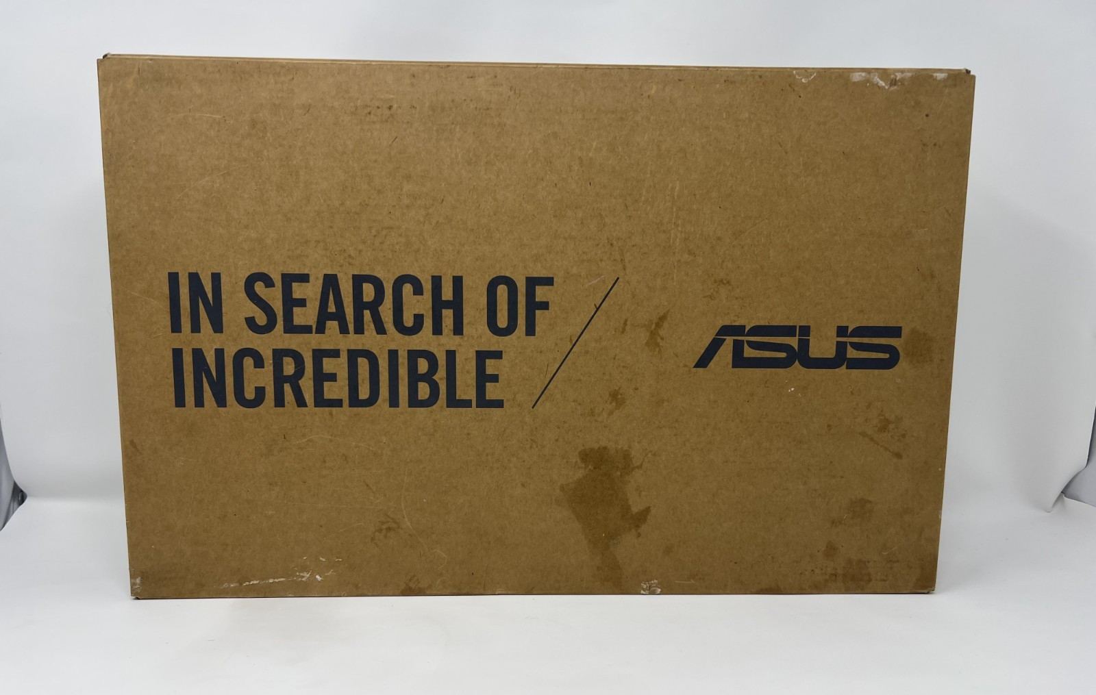 ASUS Vivobook Pro 15 Q543M Ultra 9 185H 24GB 2TB RTX 3050 OLED Dents
