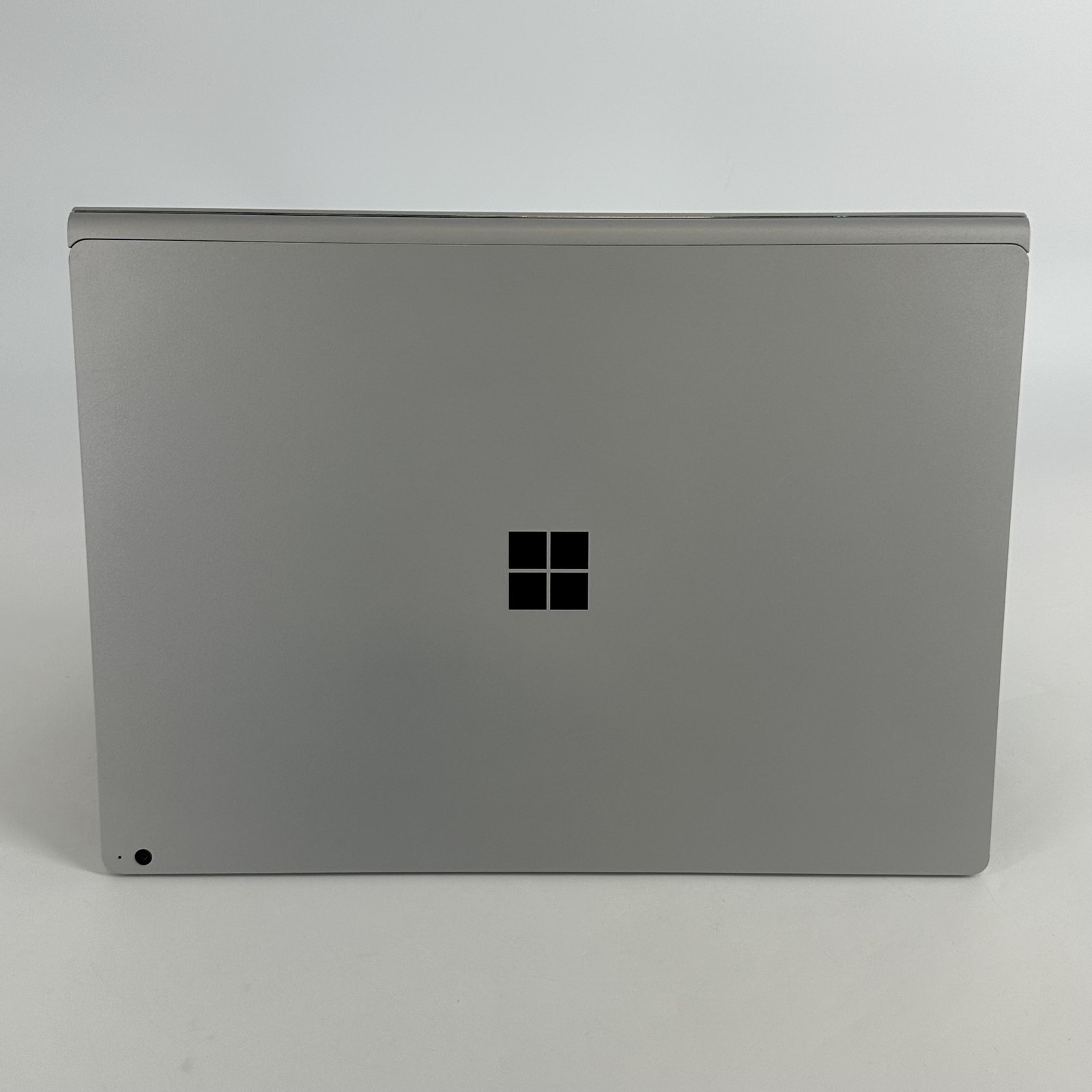 Microsoft Surface Book 2 15 3.5K TOUCH i7-8650U 16GB 512GB GTX 1060 – GOOD