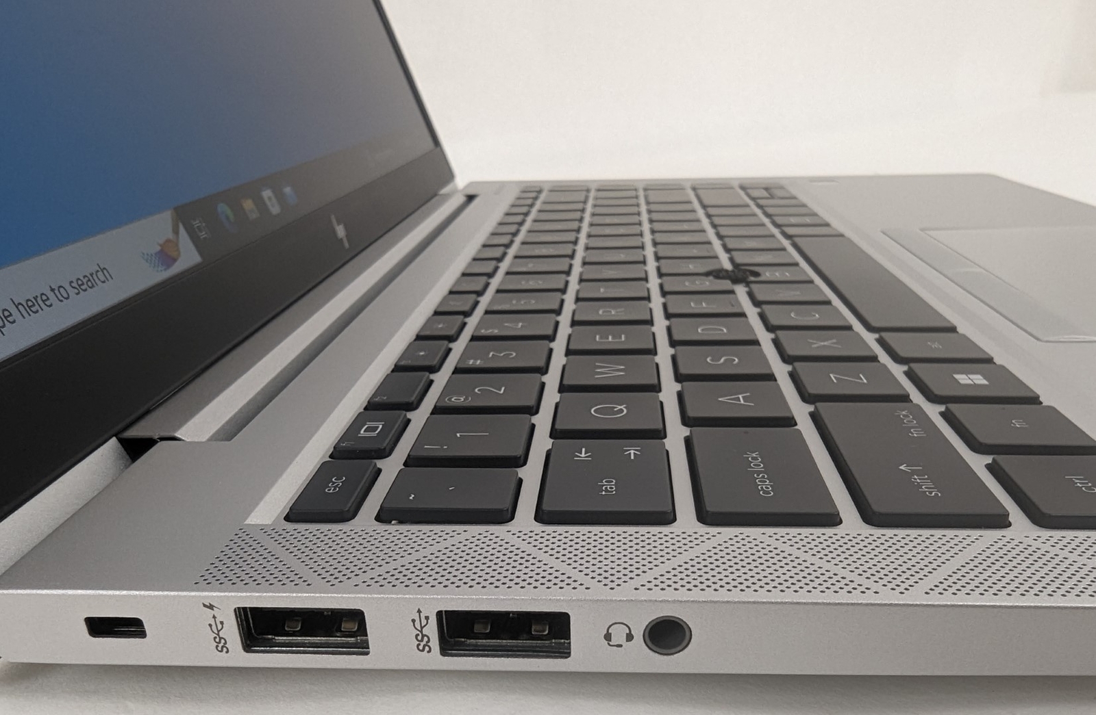 HP 840 G8 14″ Intel Core i5-1145G7 16GB 256GB SSD (Solid State Drive) Windows 10