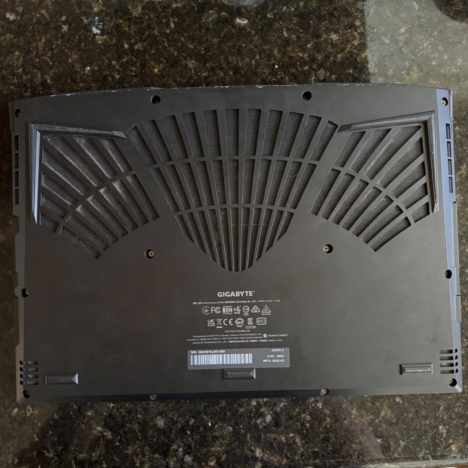 FOR PARTS: GIGABYTE AERO LAPTOP 15.6″ 4K OLED, i7-12700H, 3070 TI, 16GB DDR4
