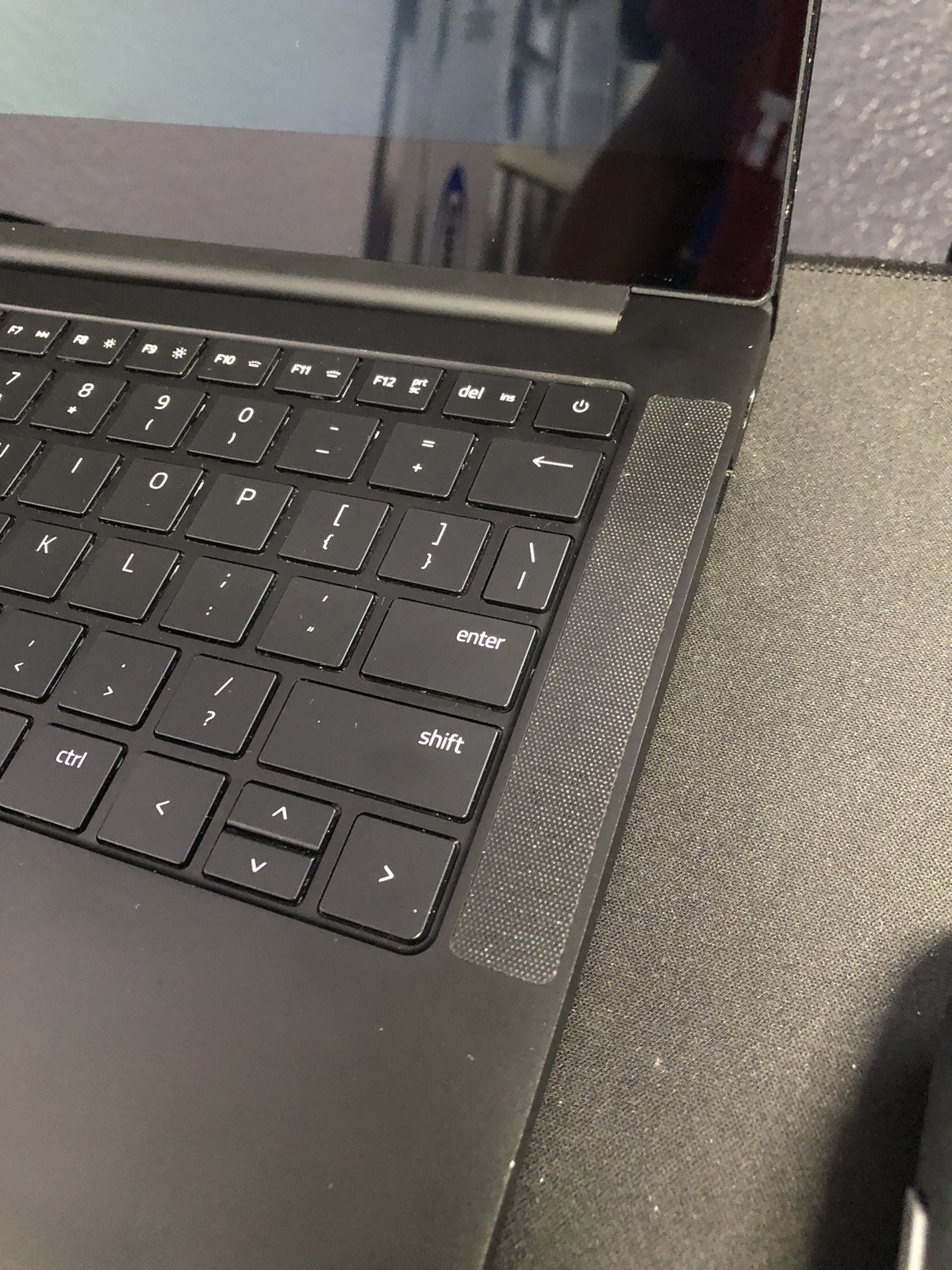 Razer Blade Stealth 13 i7-1165G7 16GB RAM 1TB SSD GTX 1650 Ti FHD OLED TOUCH