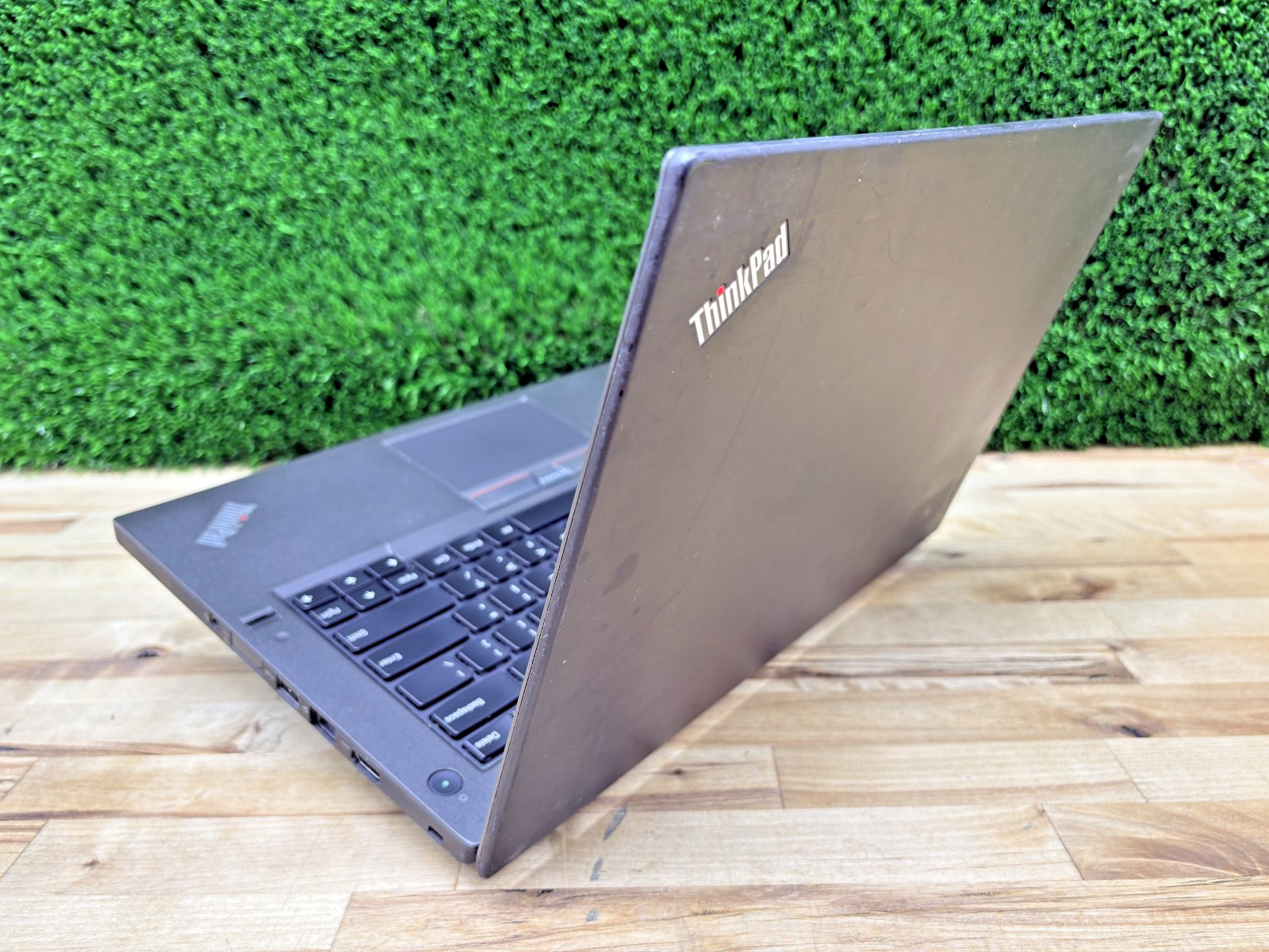 Lenovo ThinkPad T460 Intel i5-6th Gen 2.40GHz 16GB RAM 256GB SSD Windows 11 Pro*