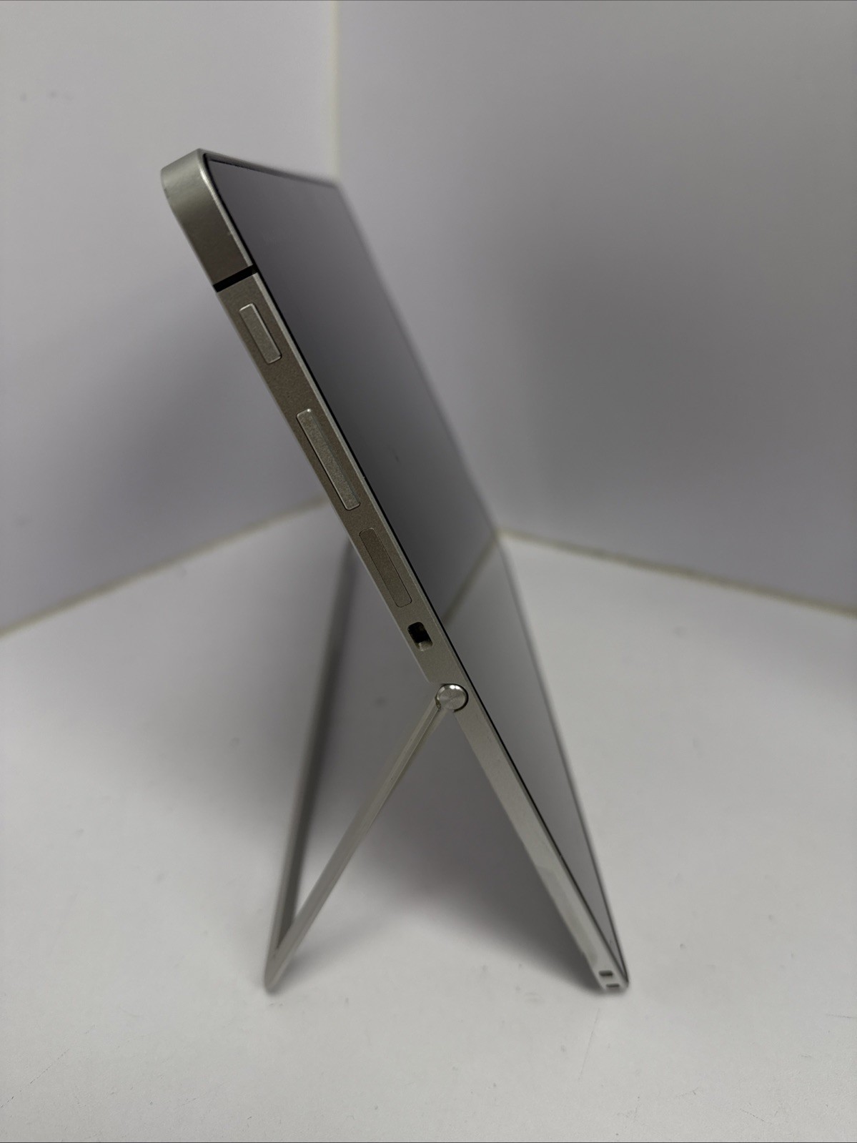 HP Elite x2 Tablet – Silver