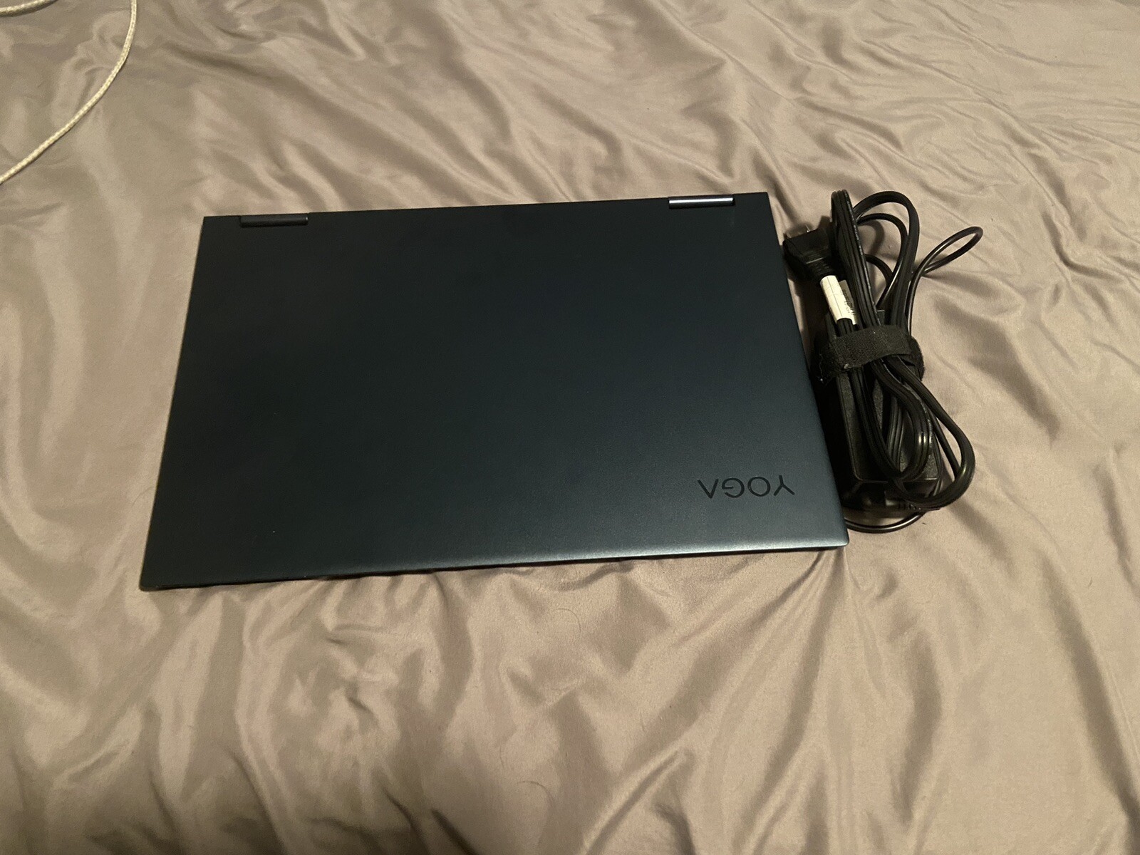 Lenovo Yoga 730-15Ikb (256 GB SSD, ntel Core i5 8 th. Gen., 8 GB RAM, Intel…