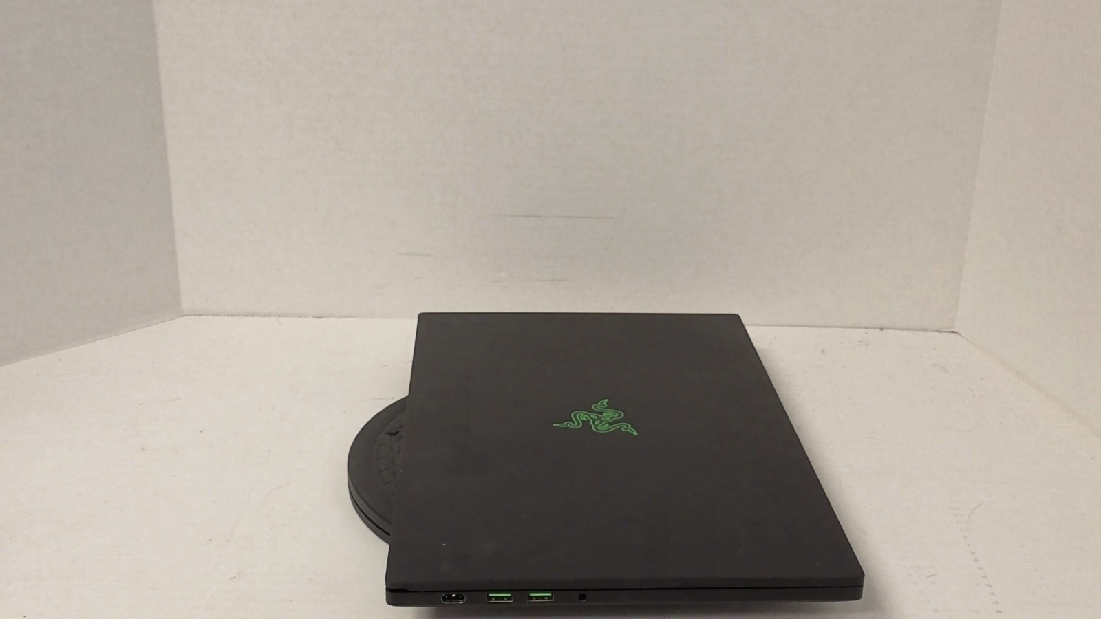 Razer Blade 15″ Advanced RZ09-0238X i7-2.2GHz 16GB MEM 512GB SSD W11H *READ