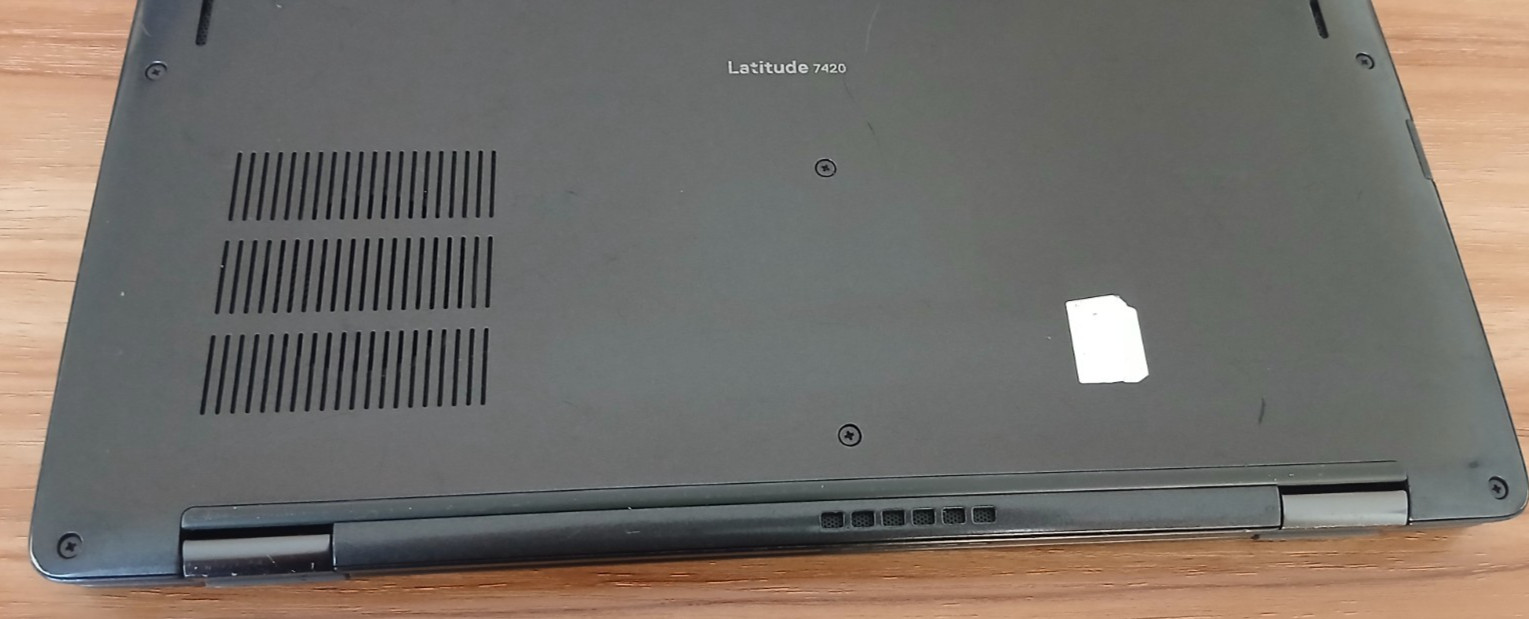 DELL LATITUDE 7420 i7-1185g7 touch screen 14″ FHD 16/256*** READ