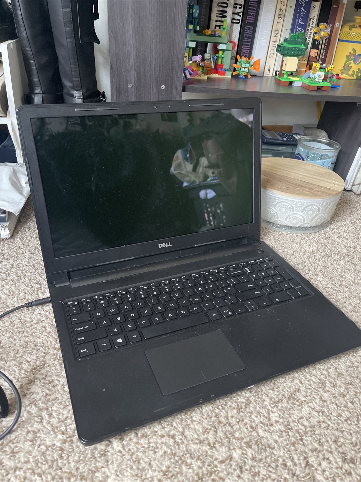 dell inspiron 15 3565 AMD A6-9225 RADEON R4