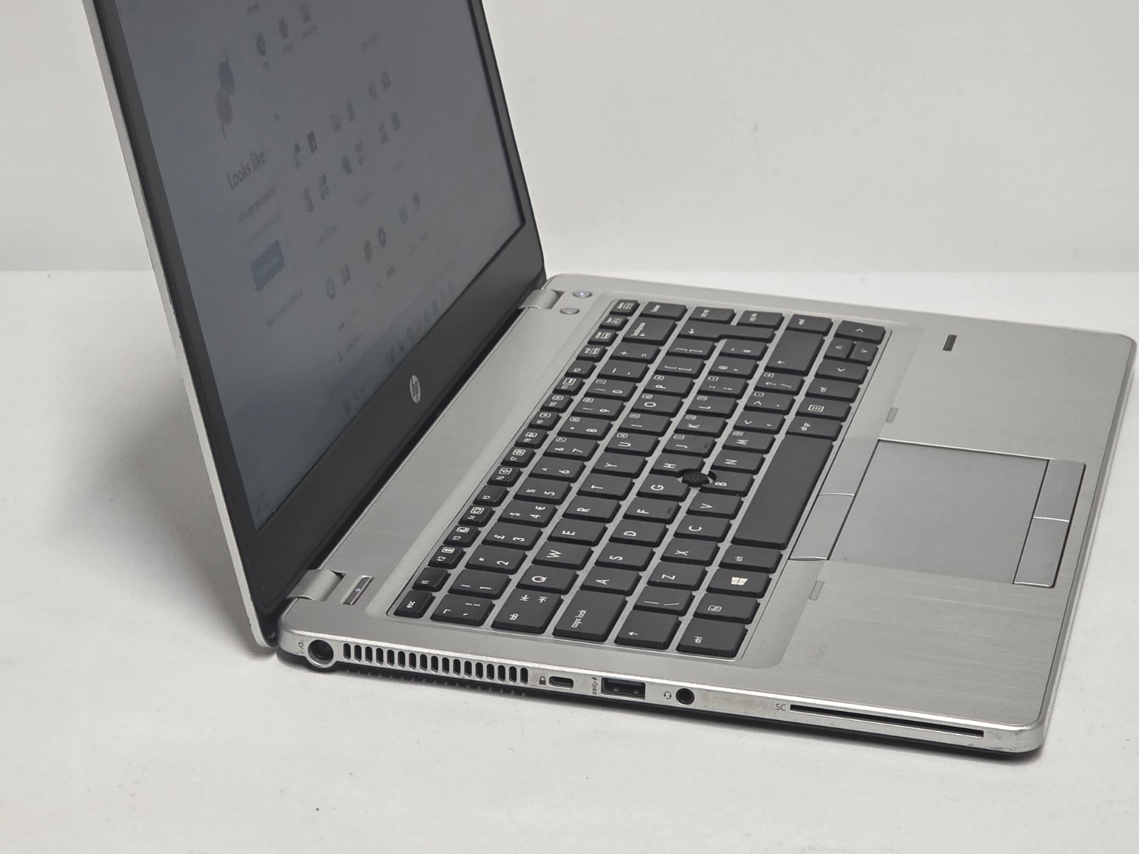 HP ELITEBOOK FOLIO 9470M 14″i5-3427U 8GB 128GB SSD + 500GB FAULTY KEYBOARD