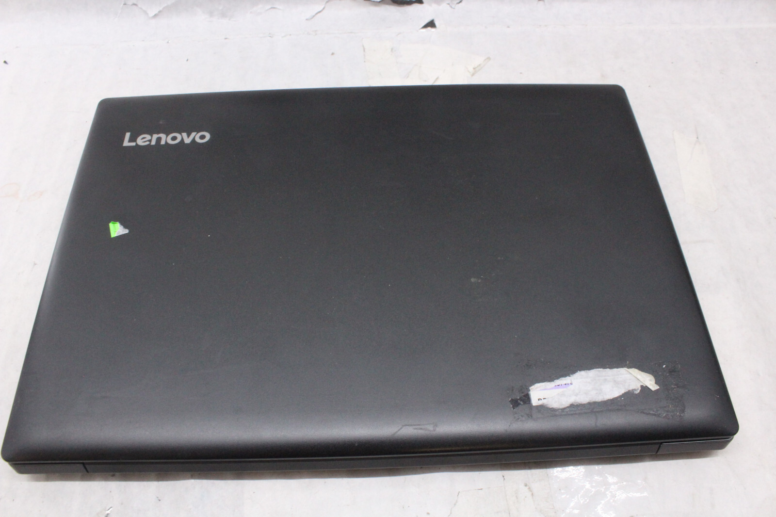 Lenovo Ideapad 330, AMD Ryzen 3 3200U, Radeon Vega 3, 8gb RAM, NO HDD, AS-IS