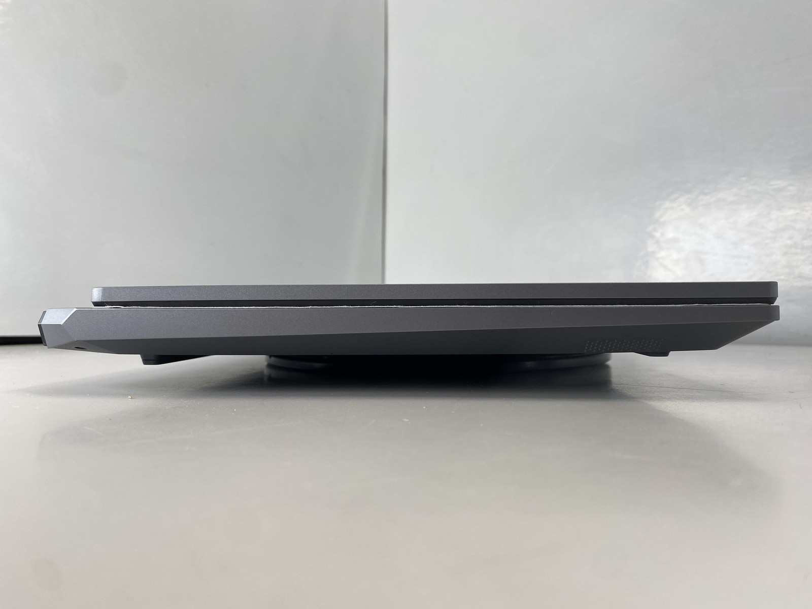 Lenovo Laptop LOQ 15AHP10 15.6″ AMD Ryzen 7 250 1TB RTX 5050- Gray