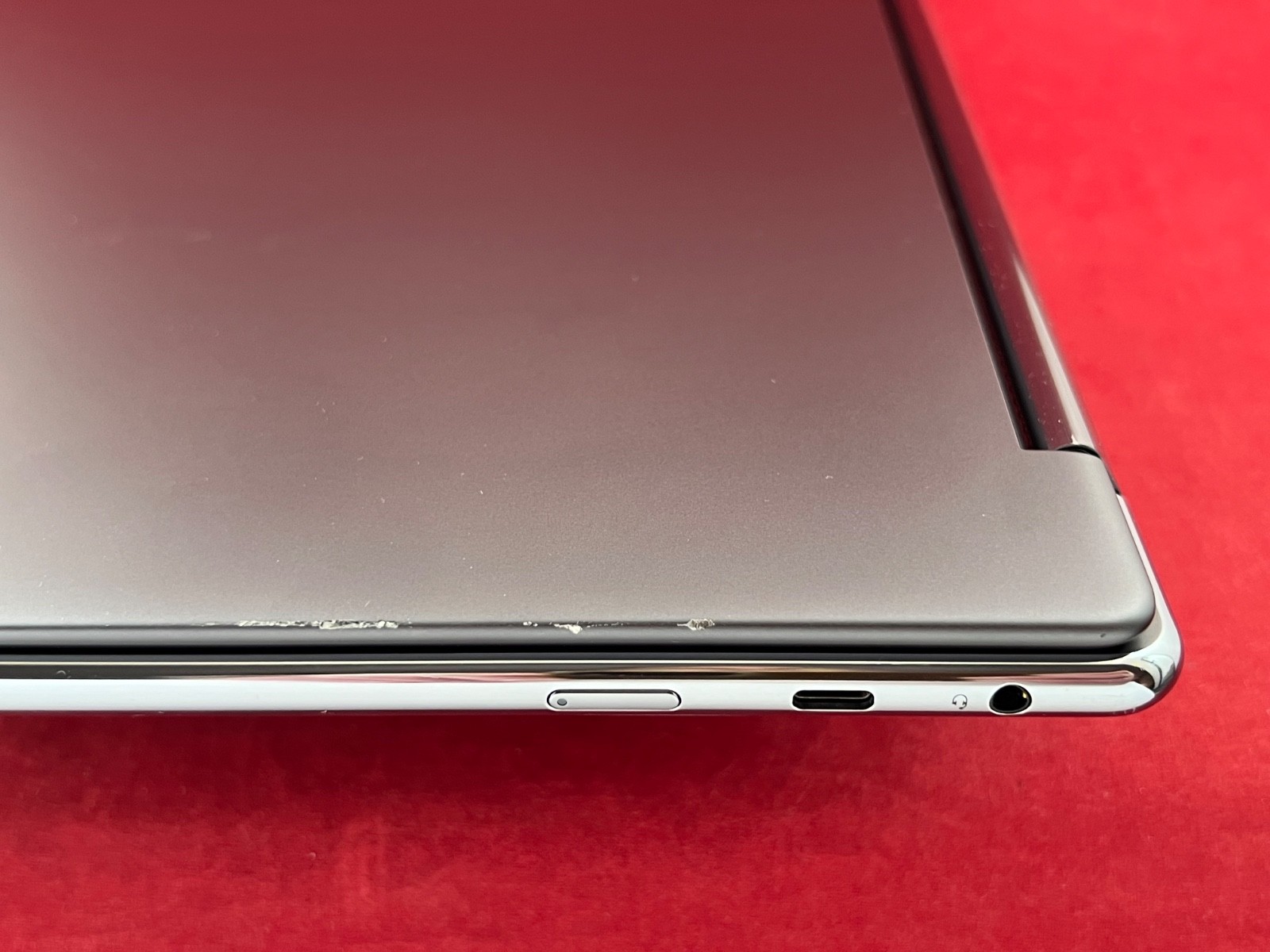 4K LENOVO YOGA 9i 14″ CONVERTIBLE LAPTOP 512GB SSD 16GB RAM INTEL i7-1260P +CASE
