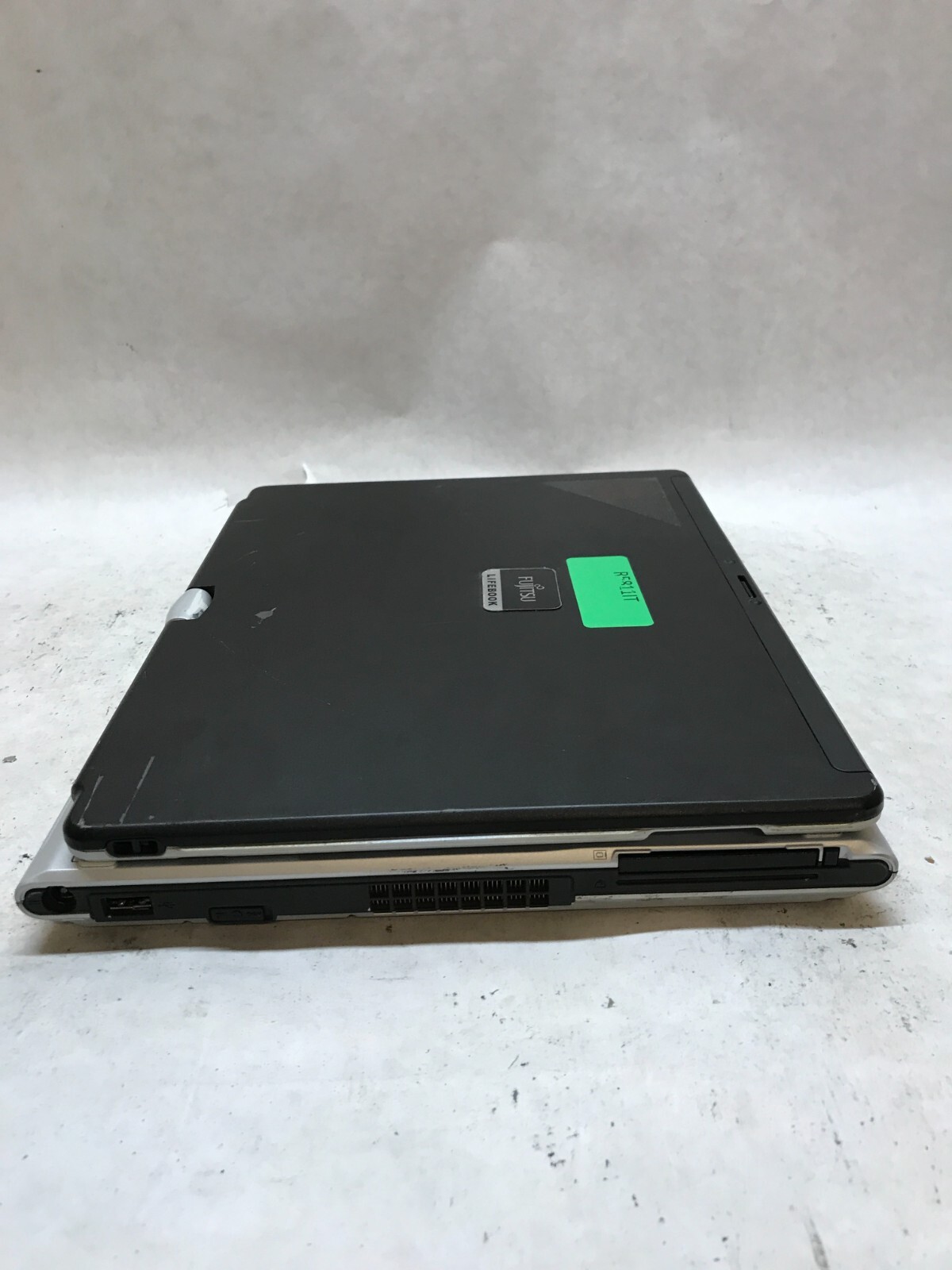 Fujitsu LifeBook T4215 12.1″ Core 2 T5600 1.83GHz 1GB RAM NO HDD/OS AS IS – -DW